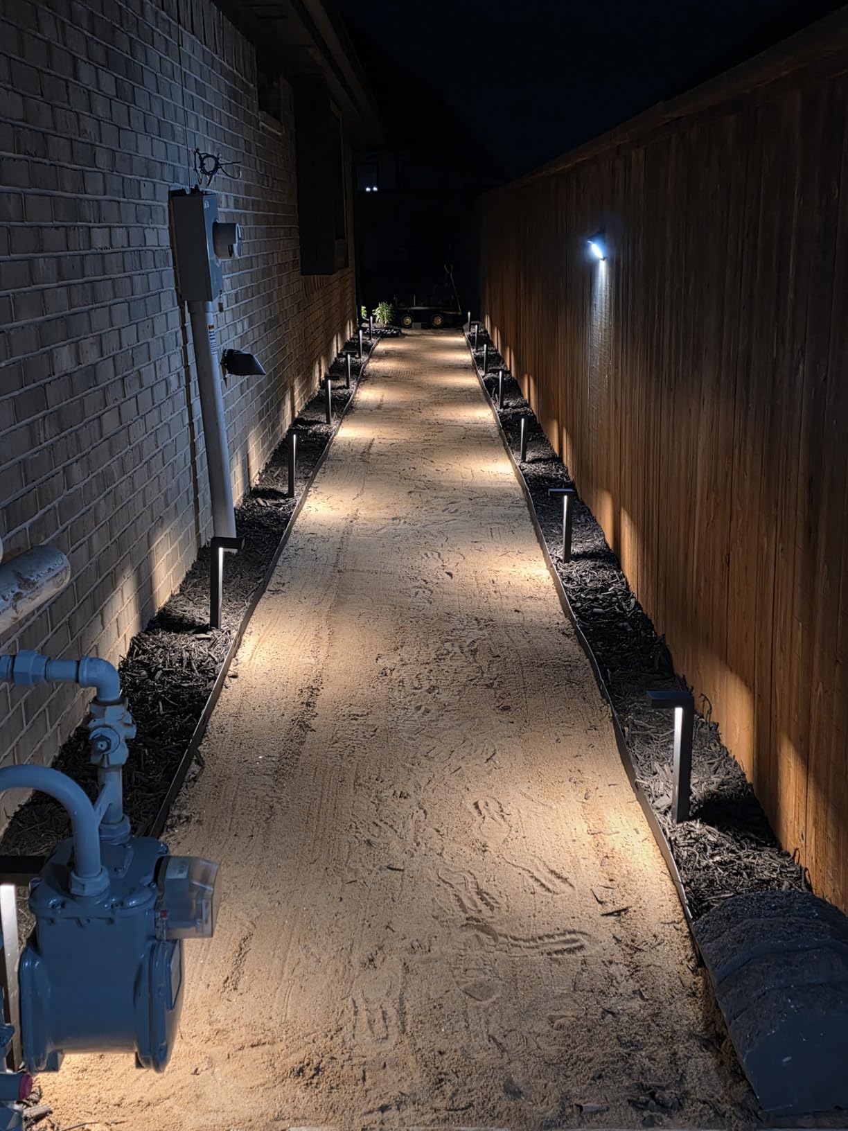 EDISHINE Low Voltage Pathway Lights Wired, 3000K 3.2W 50,000Hrs Waterproof LED Outdoor Landscape Lighting with Connectors, 12V Modern Cast-Aluminum Landscape Path Lights for Walkway Garden, 4 Pack customer photo 2