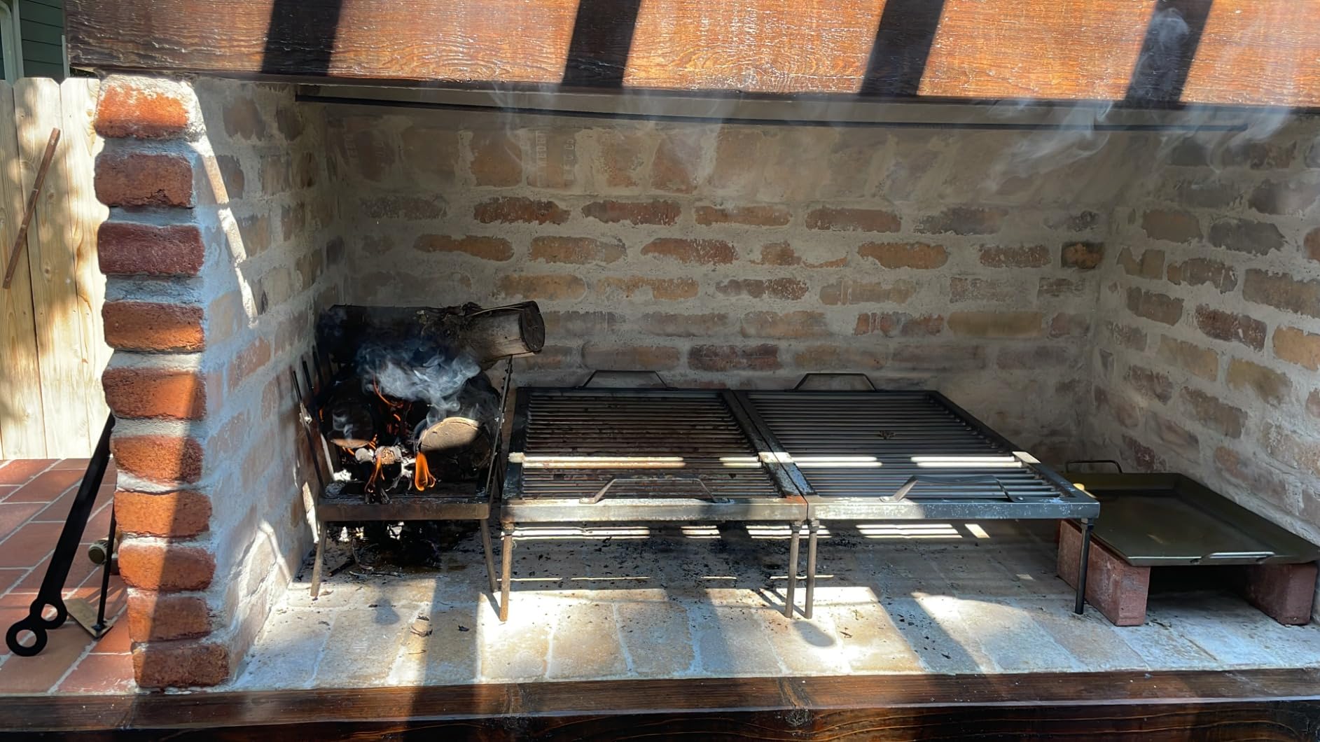 Hickory Summit Argentine Grill - Argentinian Grills - Santa Maria Grill - Argentinian Parrilla Set with all Tools Included - BBQ Parrillas Asado customer photo 1