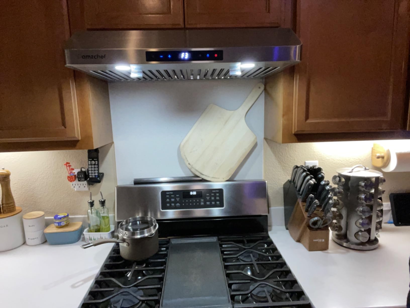 AMZCHEF Under Cabinet Range Hood 30 Inch, 750CFM Stainless Steel Kitchen Stove Vent Hood 3 Speed Exhaust Fan Touch/Remote/Gesture Control LED lights Time Setting Dishwasher-Safe Baffle Filters customer photo 2