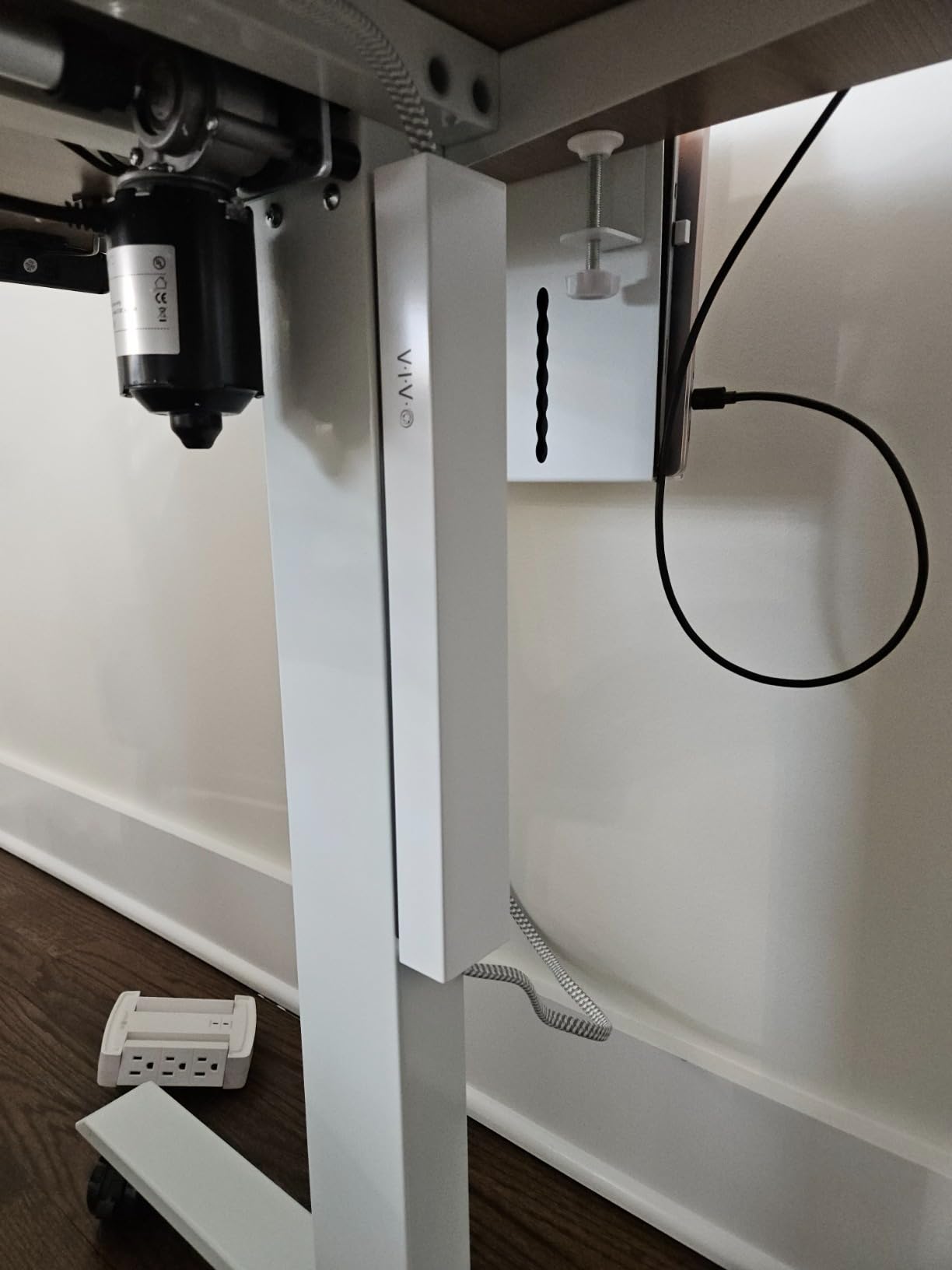 VIVO Steel Magnetic 14 inch Cable Management Channel for Under Desk Leg, No Drill Cord Organizer for Home Office, Black, DESK-AC01-1MB customer photo 2