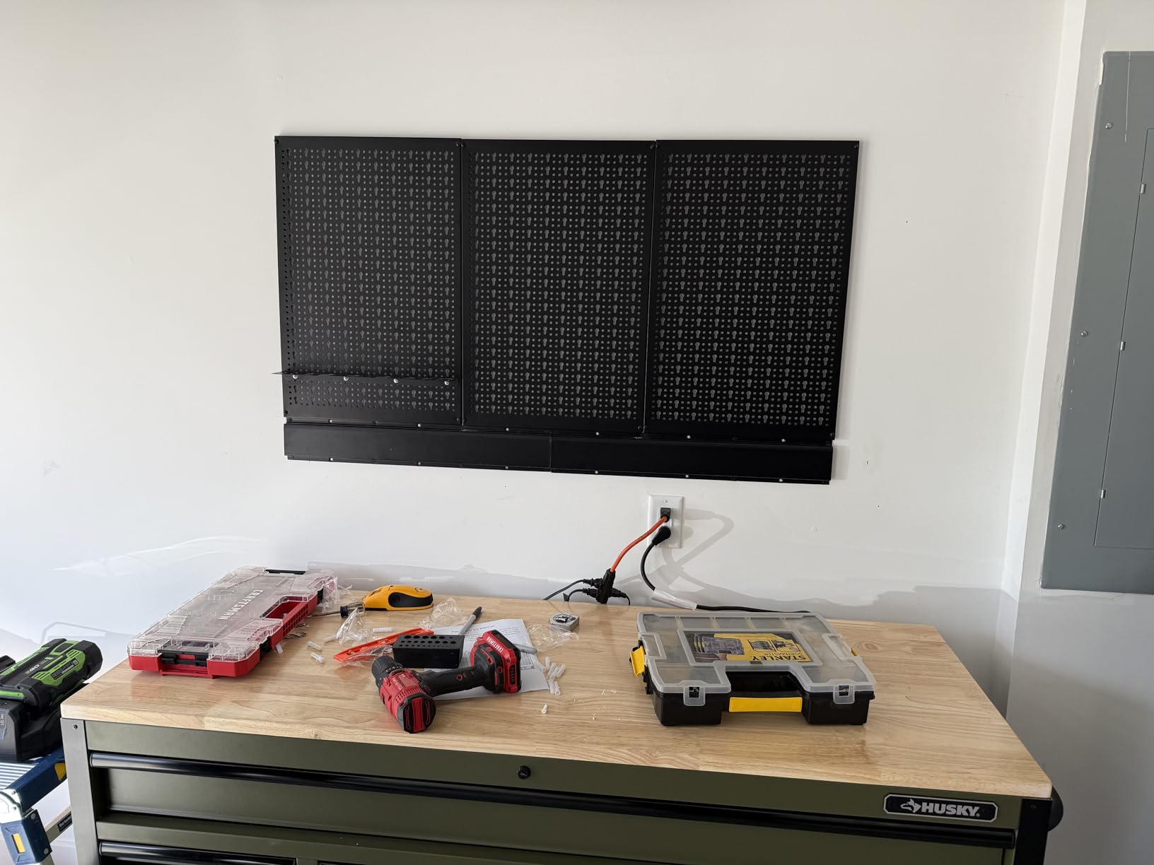 TORACK Metal Pegboard Wall Organizer System for Garage, 109 PCS Pegboard Accessories Tool Organizer Kit with Pegboard Bins, Hooks, Tool Storage Peg Board for Workbench (Black) customer photo 2