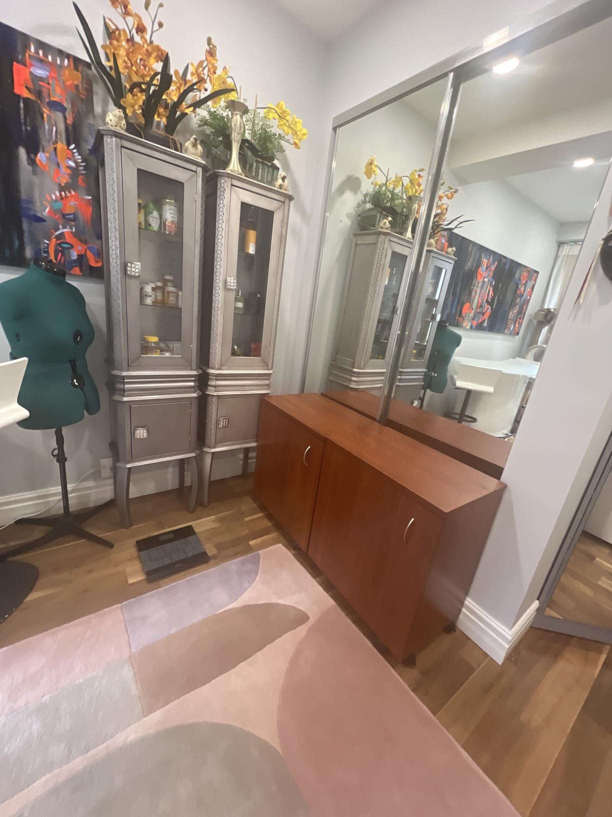 Arrow Sewing Classic Furniture
