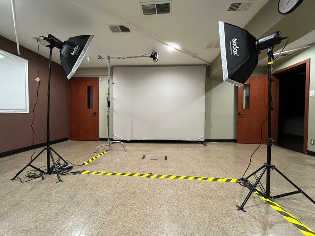 Godox 750W Professional Studio Strobe Flash Light Kit, 3-Light Strobe Lighting Kit for Photography, 3x250W 5600K Monolights with Strobe Trigger, Softbox, Light Stands, Boom Arm customer photo 1