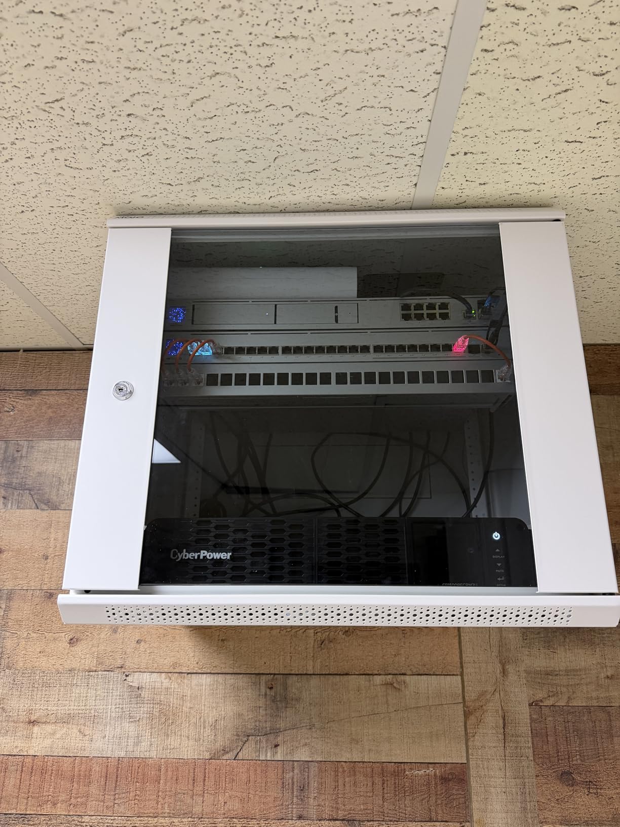 Tecmojo 9U Wall Mount Server Cabinet IT Network Rack Enclosure Lockable Door and Side Panels Black, Cooling Fan, Glass Door, 17.7inch Depth, for 19