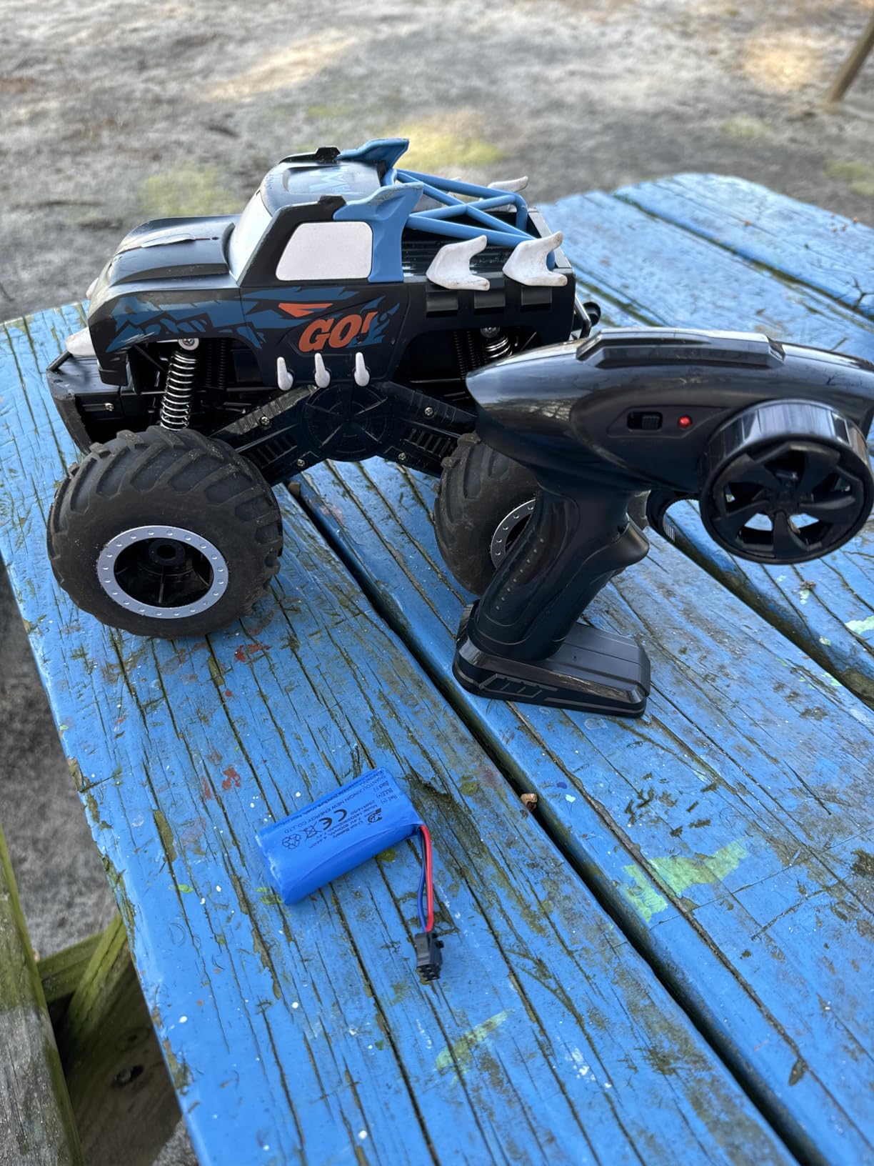 Threeking 1:16 Waterproof Monster Truck Toys RC Cars Amphibious Remote Control Car Trucks 4WD All Terrain Off-Road Pickup Toy for 6 7 8 9 10 11 12 Year Old Boys Girls Kids Gifts Presents customer photo 1