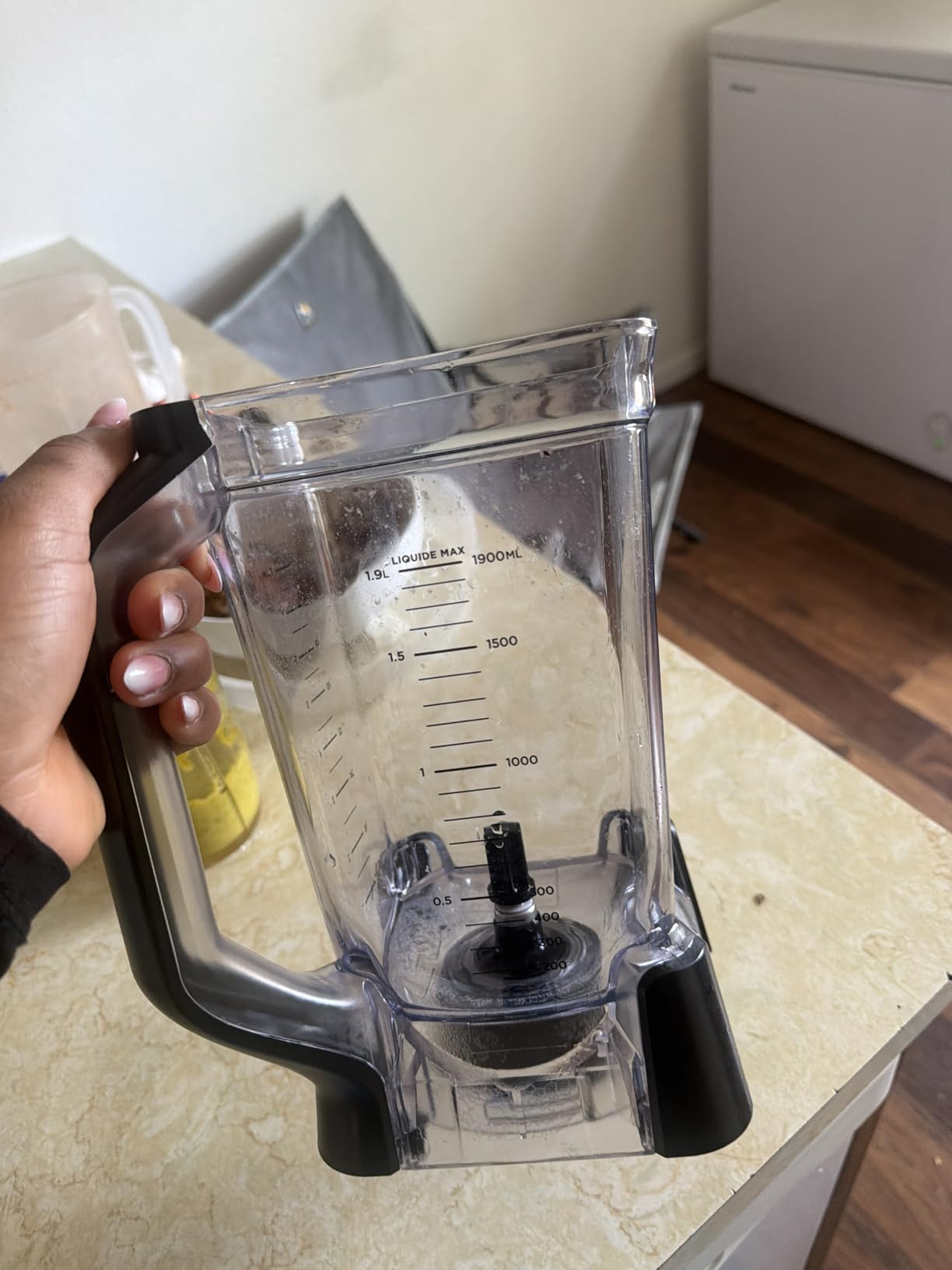 Ninja BN751 Professional Plus DUO Blender, 1400 Peak Watts, 3 Auto-IQ Programs for Smoothies, Frozen Drinks & Nutrient Extractions, 72-oz. Total Crushing Pitcher & (2) 24 oz. To-Go Cups, Black customer photo 2