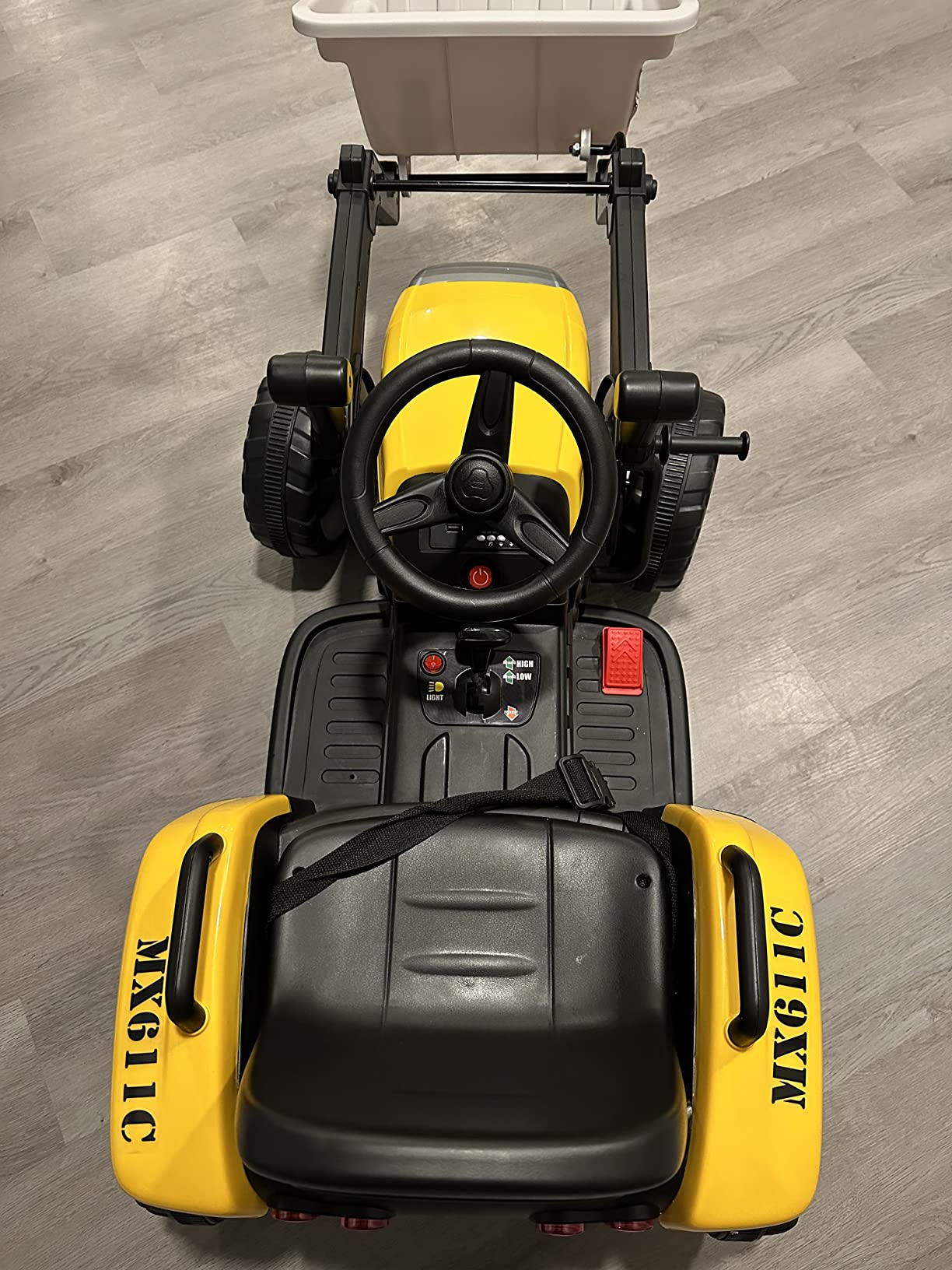 HONEY JOY Ride On Excavator, 12V Kids Bulldozer Ride On Car w/Remote Control, Electric Construction Vehicle for Kids Digger, 3 Speeds, Adjustable Digging Bucket, Ride On Tractor for Boys Girls (Yellow) customer photo 1