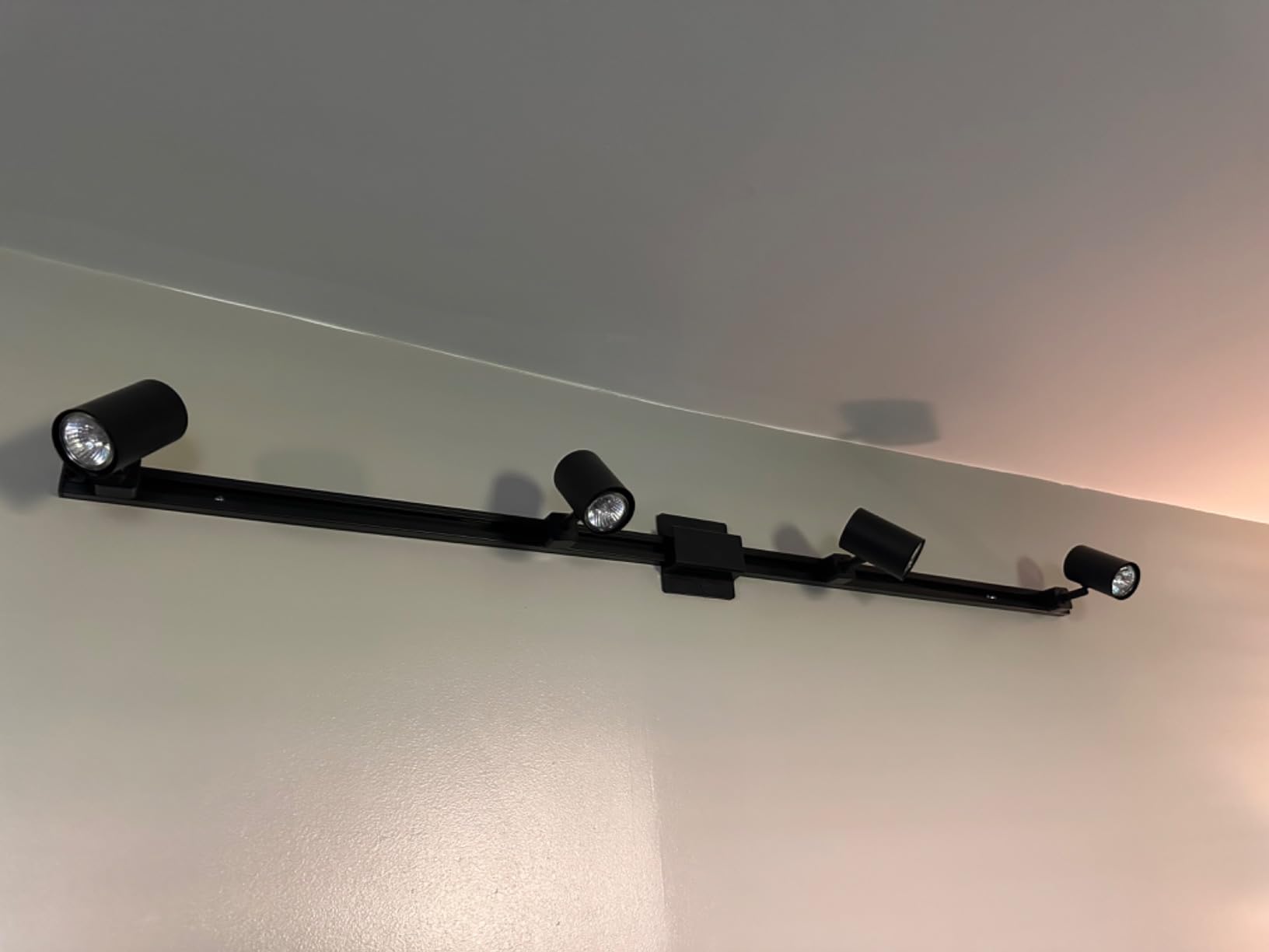 Globe Electric 64000009 4-Light Adjustable Track Lighting Kit, Matte Black and Matte Brass Finish, 56-Inch Width, GU10 Base, Dimmable, Modern Industrial Ceiling Light customer photo 1