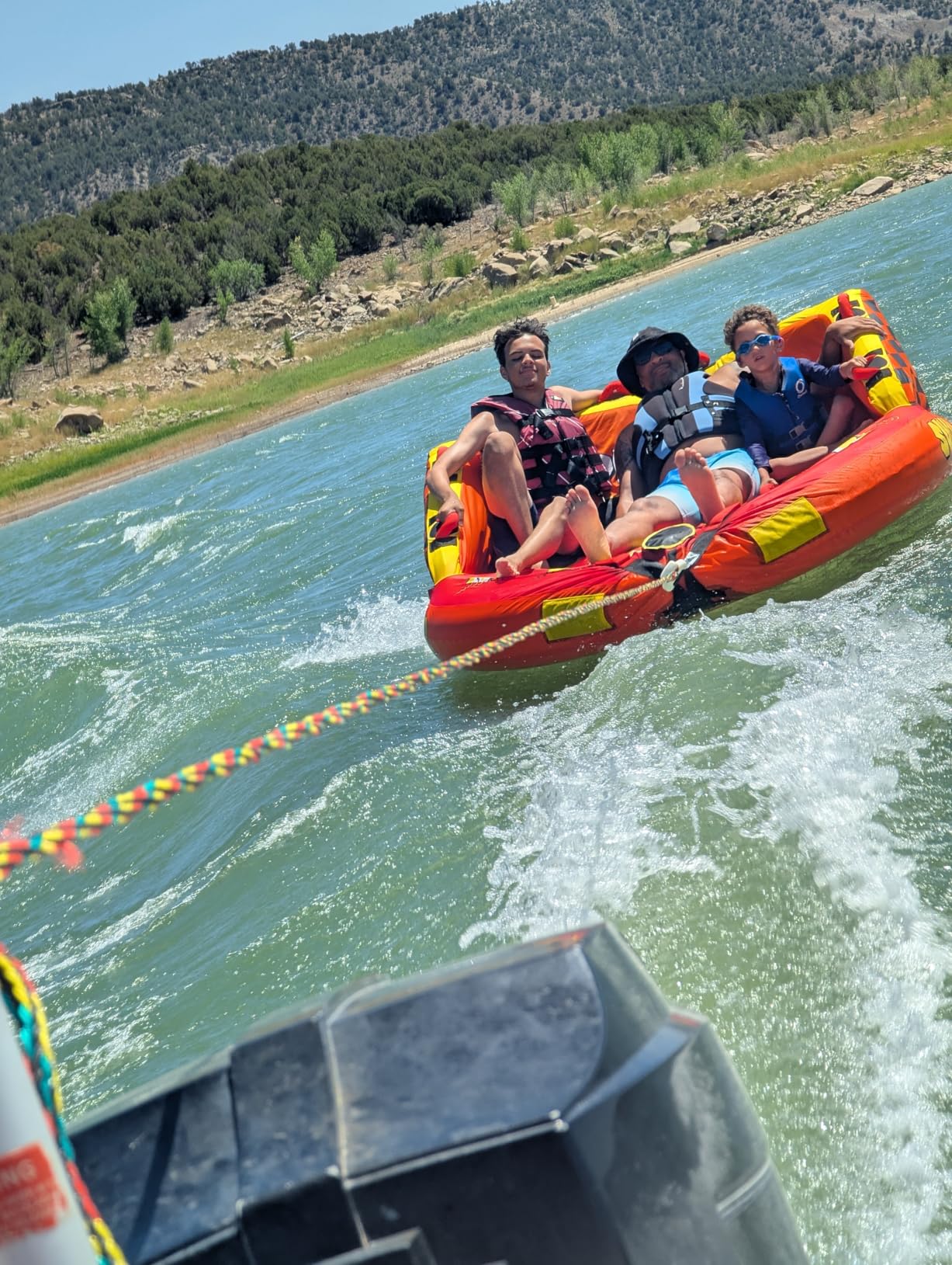 SUWTAIR Towable Tubes for Boating,Pull Tube, Super Sofa Tubes for Boats,Inflatable Boat Tube,Front&Back Tow Points w/Heavy-Duty Thick Nylon Cover for Water Sports customer photo 1