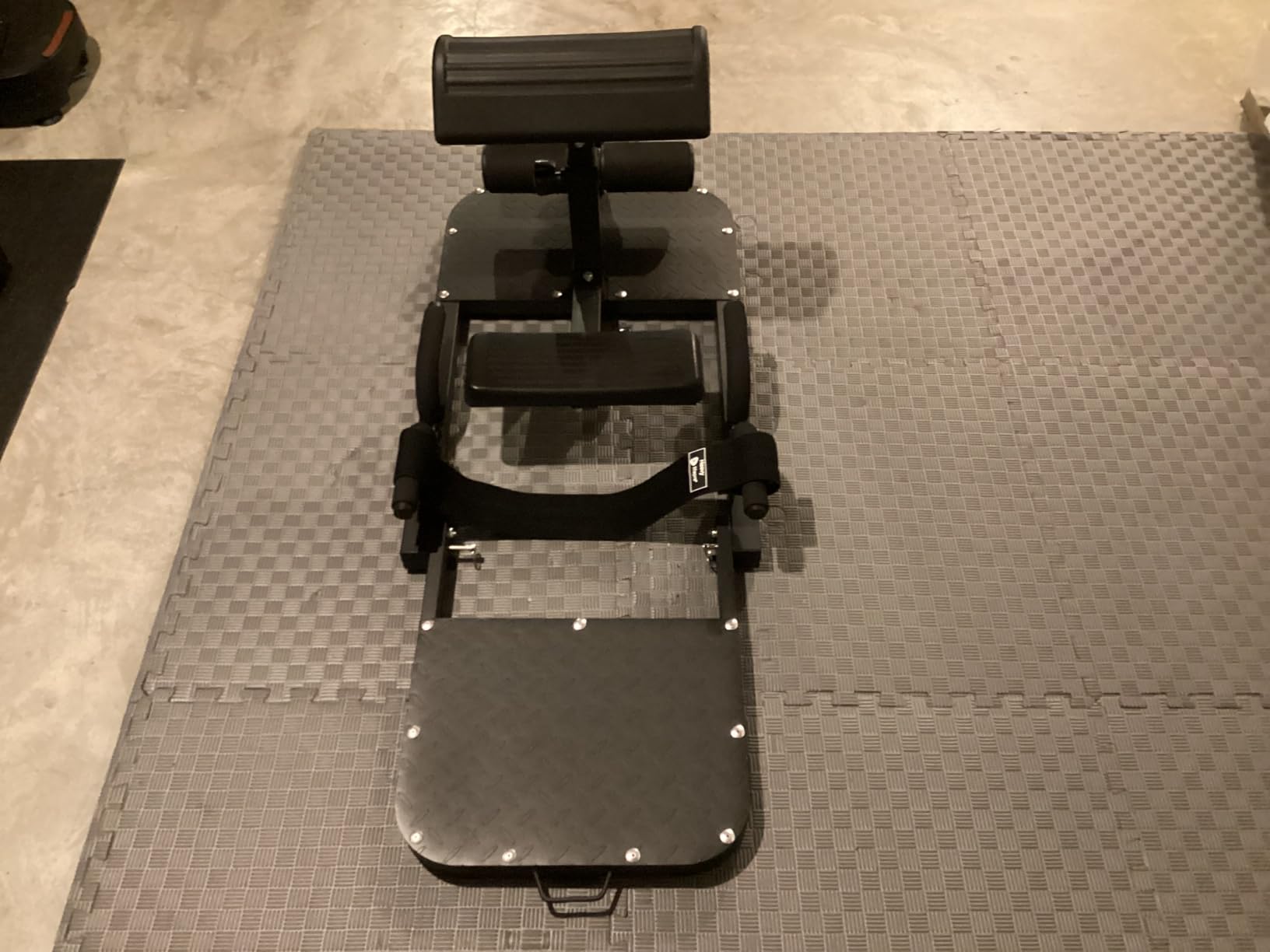 Lifepro Hip Thrust Machine - Adjustable Glutes Workout Equipment for Home - GluteBlast Foldable Booty Builder, Sissy Squat Machine, Thrust Glute Bench, Home Gym Glute Workout customer photo 2