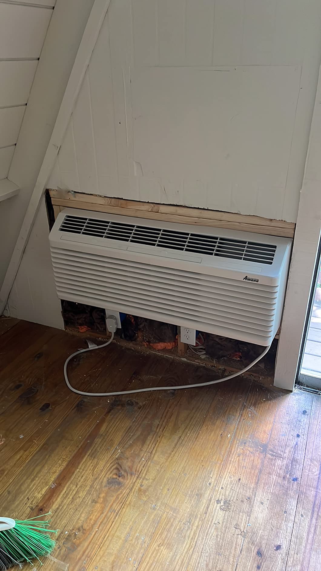 K-Series PTAC 12,000 BTU Air Conditioner Heat Pump with 3.5 kW Heater, 20 Amp plug, White - PTH123K35AXXX - A/C Unit Only customer photo 1