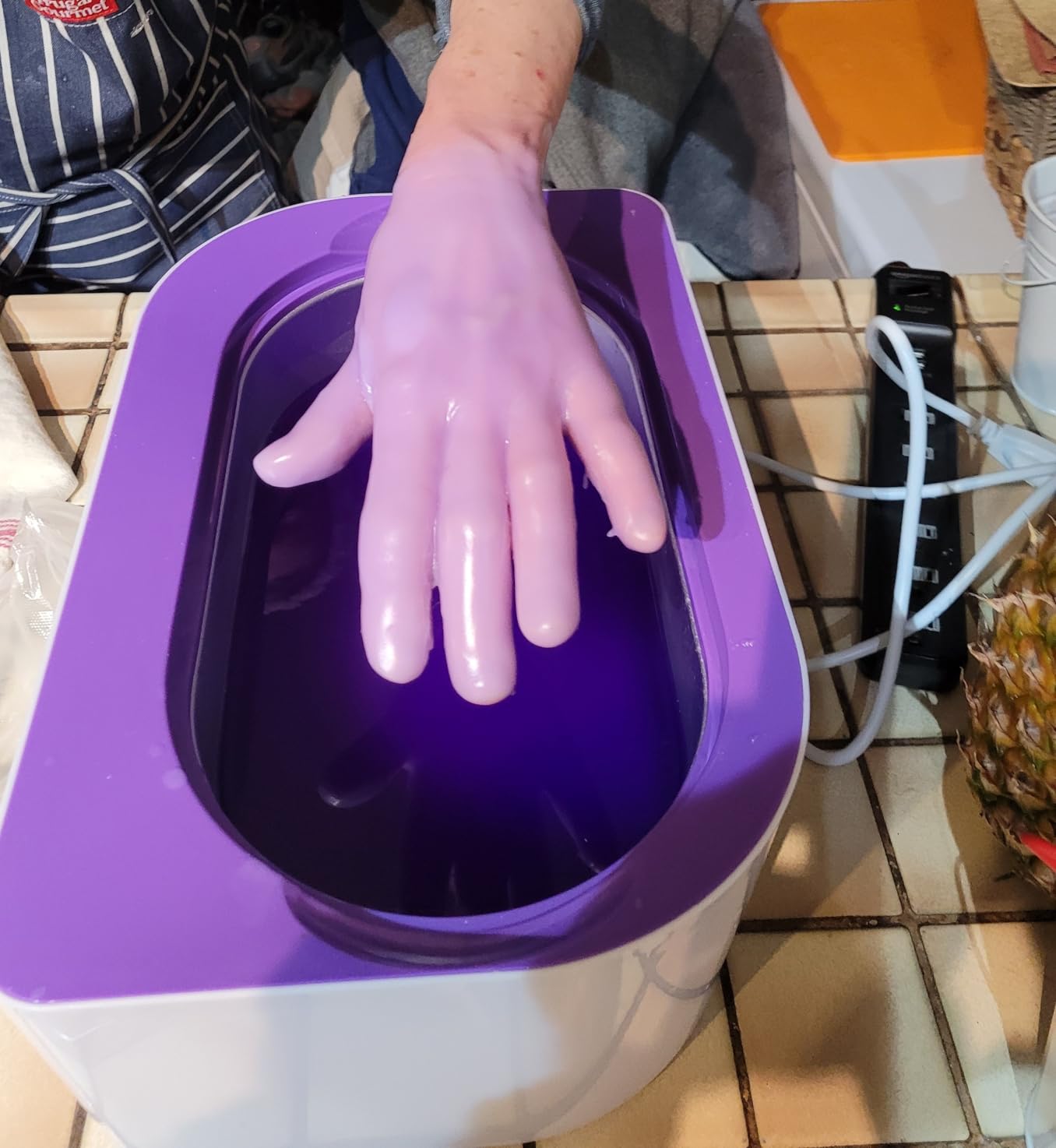 ELLA BELLA Paraffin Wax Machine for Hand and Feet - Paraffin Wax Warmer - Everything in One Kit - Paraffin Wax Refills, Mitts & Booties - Soothing Relief with Parrafin Wax - At Home Spa Experience customer photo 1