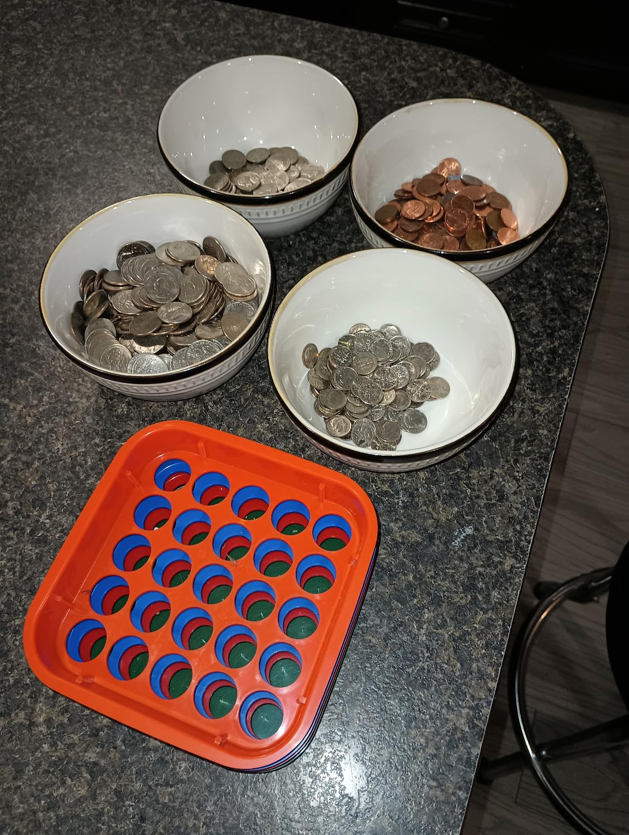 ESSENTIAL Coin Sorters Tray, 4 Color-Coded Coin Sorting Tray with 160 Assorted Coin Roll Wrappers customer photo 1