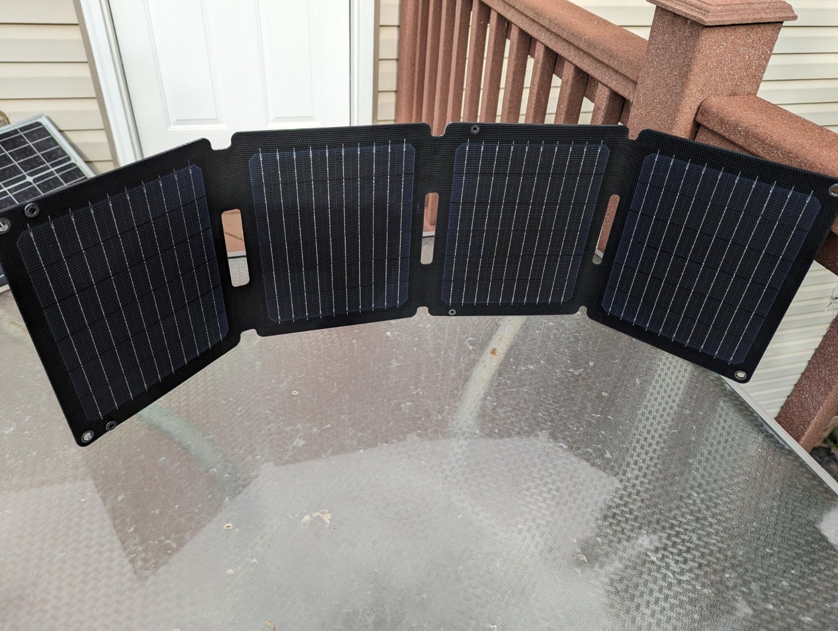 Anker SOLIX PS30 Solar Panel, 30W Foldable Portable Solar Charger, IP65 Water and Dust Resistance, Ultra-Fast Charging, Charges 2 Devices at Once, for Camping, Hiking, and Outdoor Activities customer photo 1