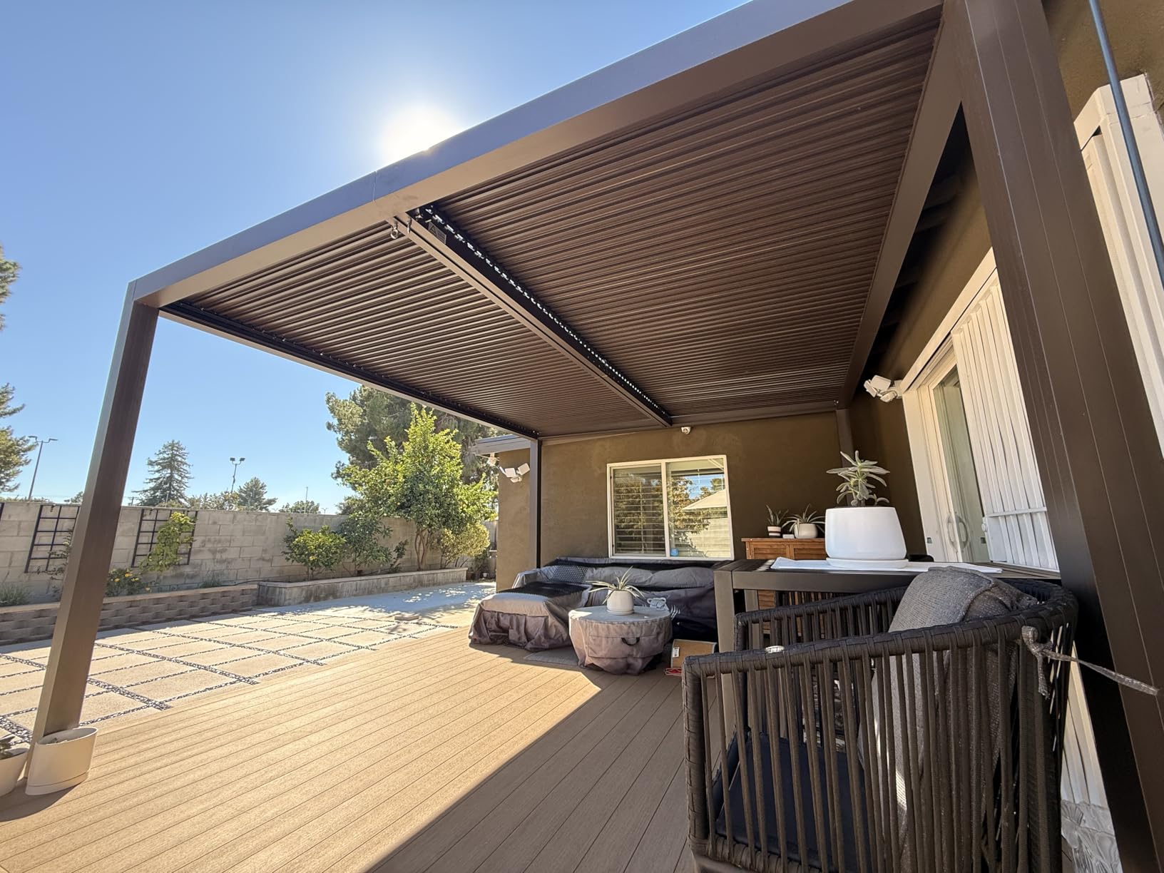 PURPLE LEAF Louvered Pergola 10' × 14' Outdoor Hardtop Gazebo Adjustable Aluminum Sun Shade for Deck Garden Backyard Patio Retractable Roof Canopy Bronze customer photo 2