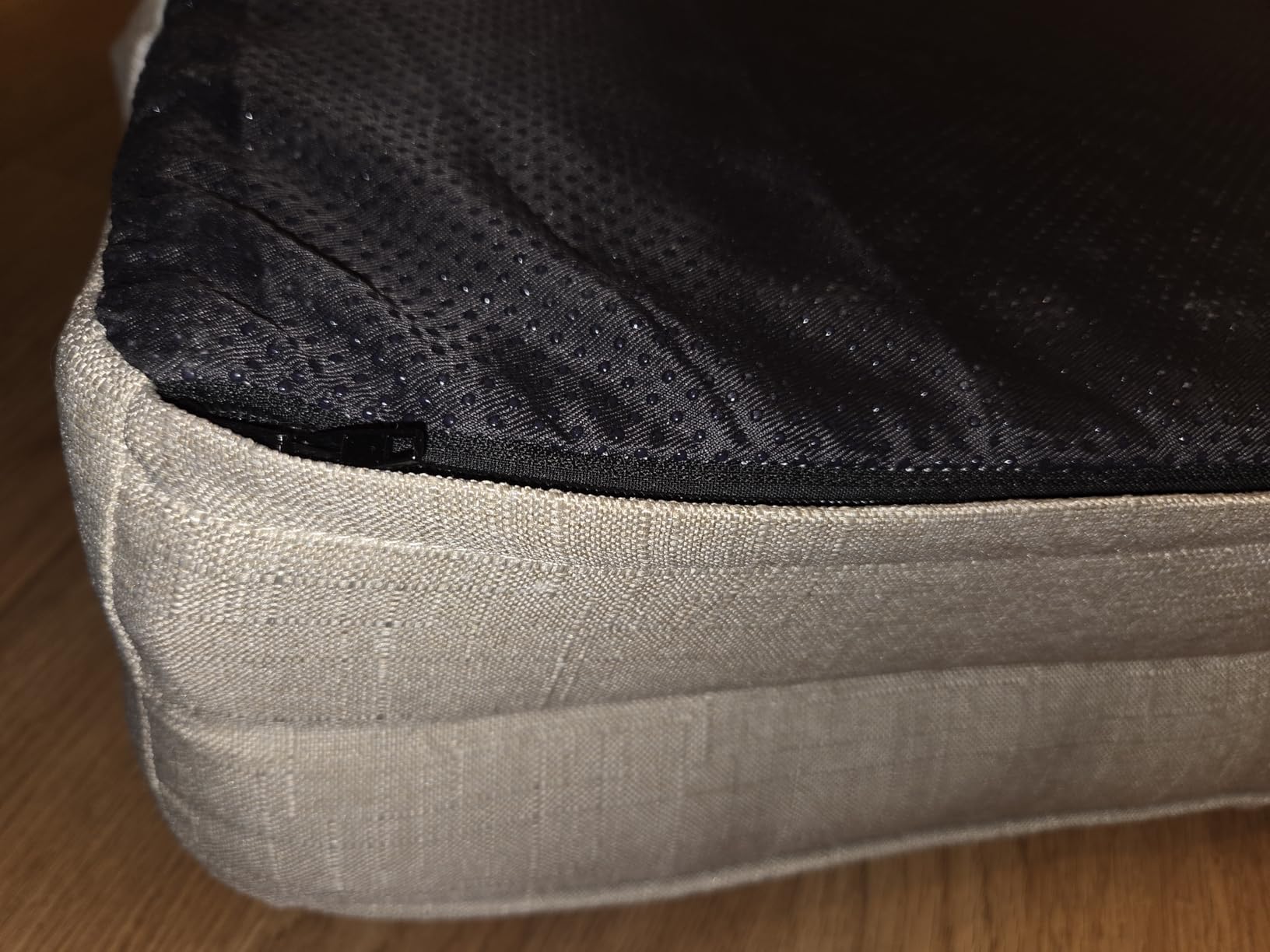 EHEYCIGA Orthopedic Dog Bed Medium Size Dogs, Memory Foam Dog Bed with Washable Removable Cover, Waterproof Pet Sofa Couch for Crate with Nonskid Bottom, 30x20x6, Grey customer photo 2