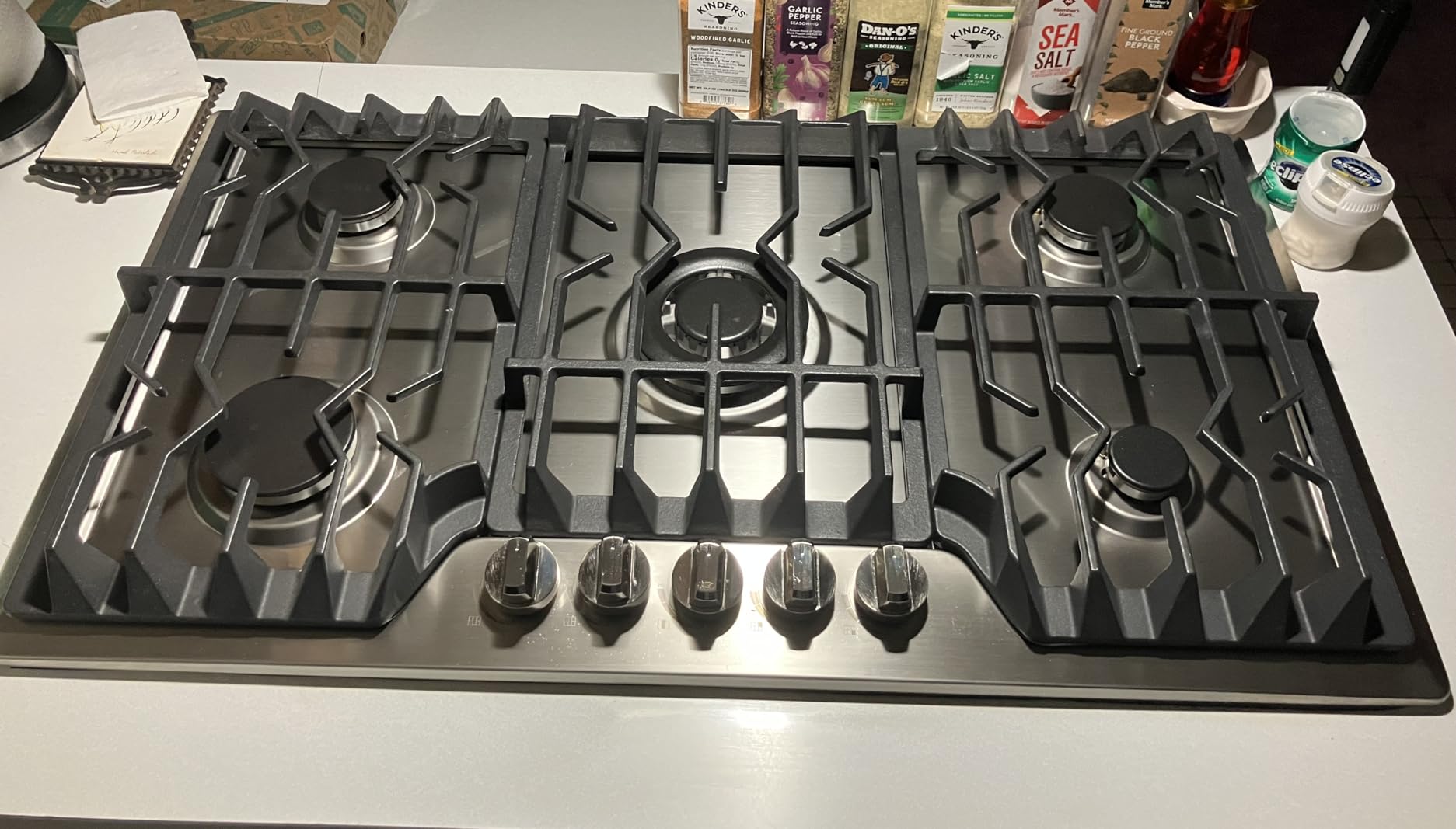 TOPWISH 36 Inch Gas Cooktop, Propane Stove Top with 5 ITALY SABAF Sealed Burners 41,800BTU, NG/LPG Convertible Built-in Stainless Steel Stovetop with Thermocouple Protection for Rvs Kitchen Outdoor customer photo 2