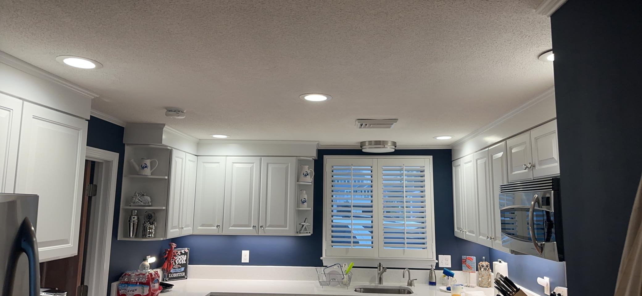 HALO 5 inch / 6 inch LED Recessed Light Trim with 5 Color Temperatures, Dimmable Baffle Can Lights for Ceiling, 6-Pack. 750 Lumens LT56079FS1EWHR6PK customer photo 2