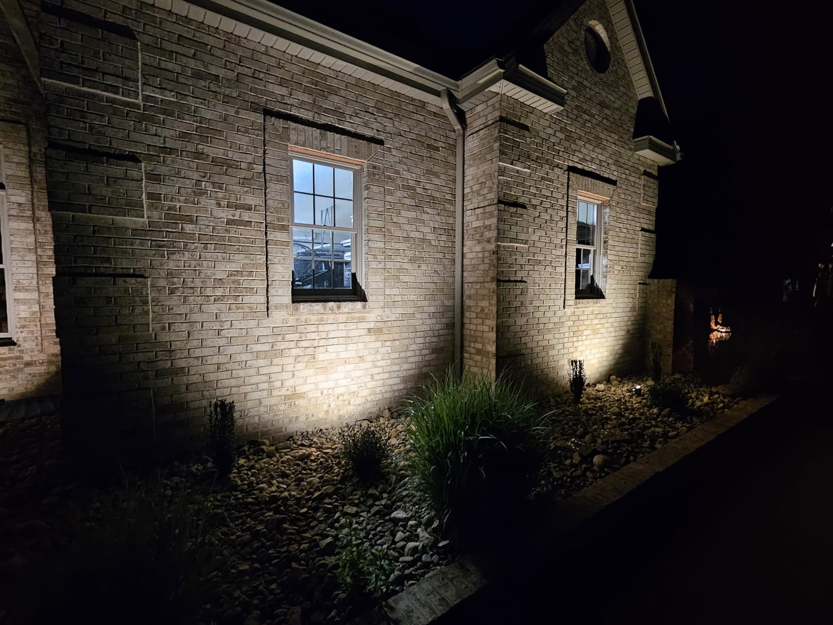 SUNVIE 12 Pack Low Voltage Landscape Lights with 300W Transformer 12-24V LED Landscape Lighting Kit 3000K Waterproof Aluminum Landscape Spotlights with Wire Connectors for House Yard Tree Garden customer photo 1
