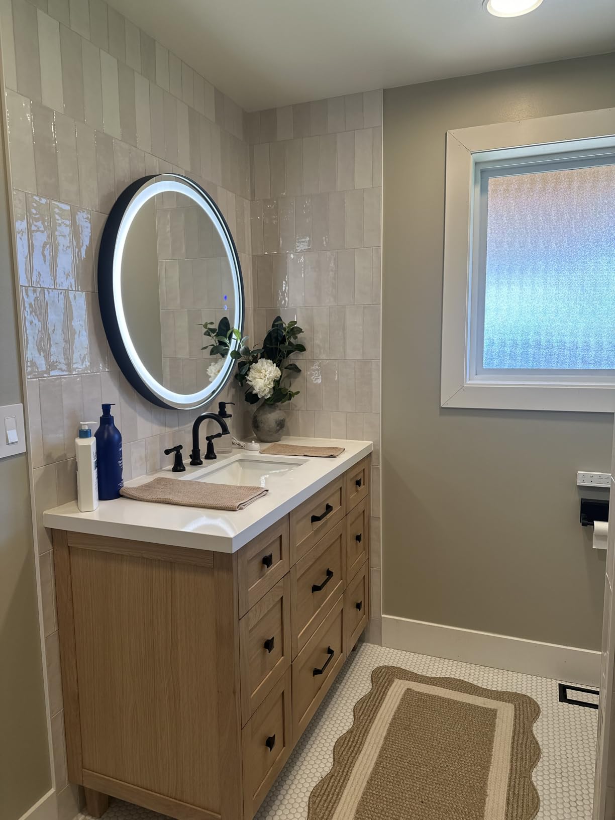 S'BAGNO 32'' Round LED Bathroom Mirror with Lights, Wall-Mounted Vanity Mirror, 3000K/4000K/6500K, Inside Bluetooth Speaker, Anti-Fog, Dimmable Smart Mirror customer photo 2