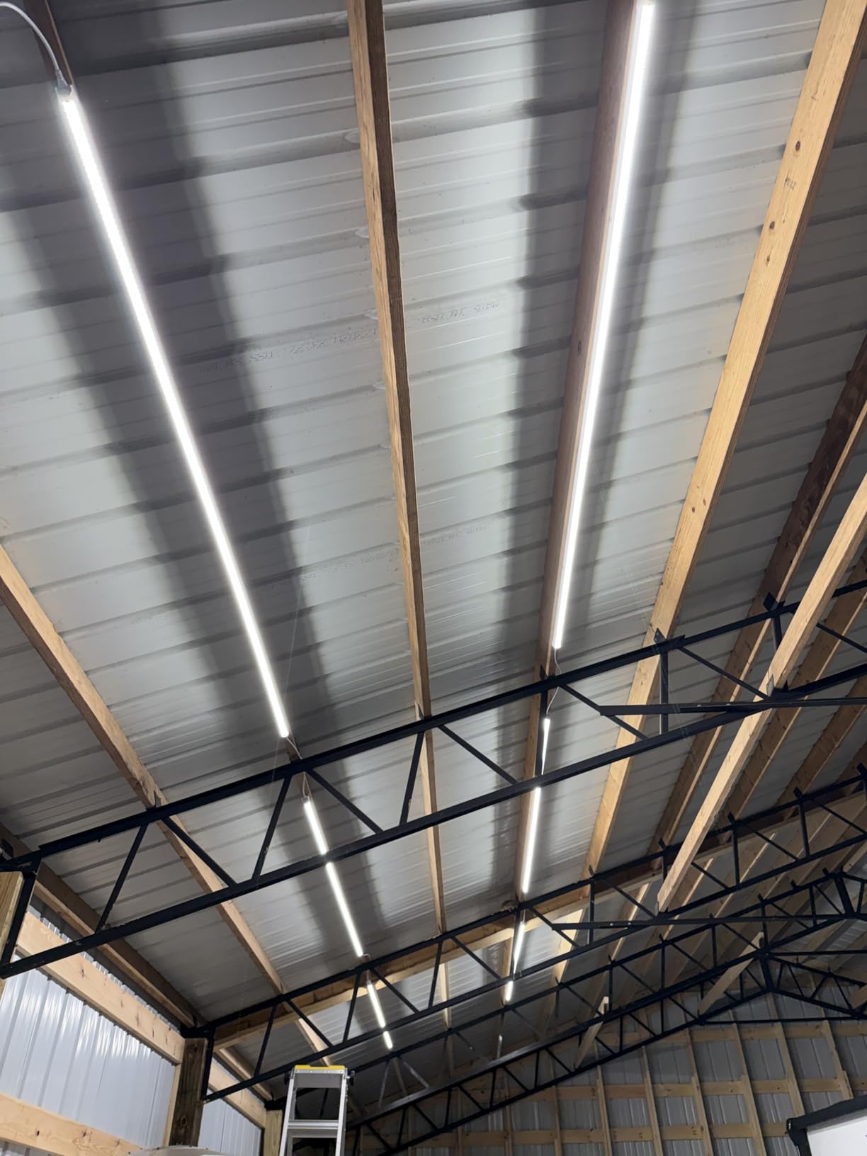 ELEKICO 6 Pack 100w 8ft Led Shop Light, Super Bright 15000lm 5000k V Shape 8' Led Shop Lights, Linkable 8 Foot Led Shop Lights for Garage Warehouse, Supermarket, Basement, Barn, Storage Area customer photo 1