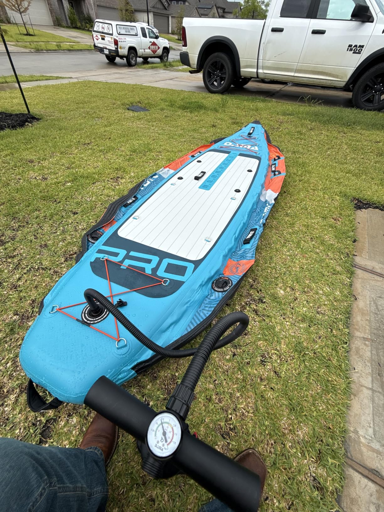 DAMA Triple Chamber SUP Inflatable Stand Up Paddle Board 10'8