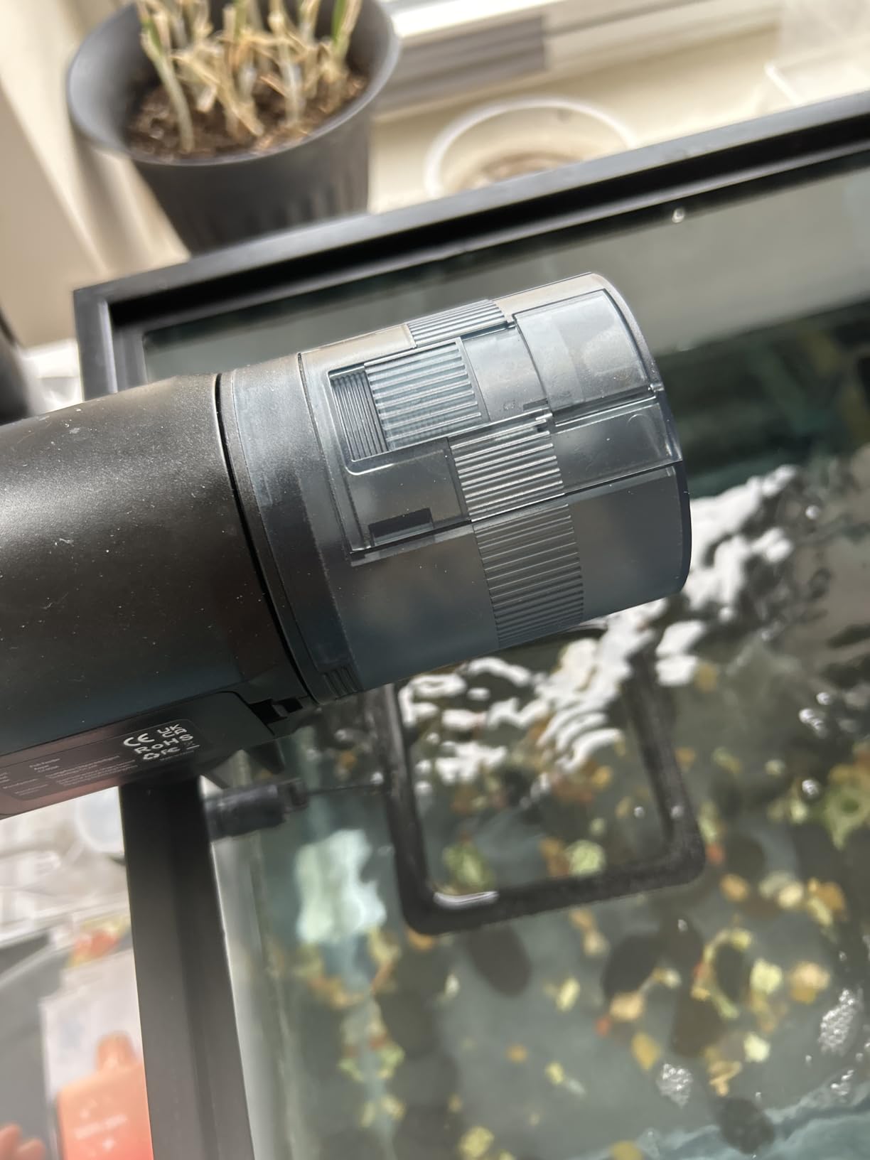 Automatic Fish Feeder Dispenser for Aquarium: 200ml Large Capacity Auto Feeders for Small Tank Turtle Betta Koi - Battery Food Feeding Timer for Flakes Pellet Vacation Weekend Day customer photo 1