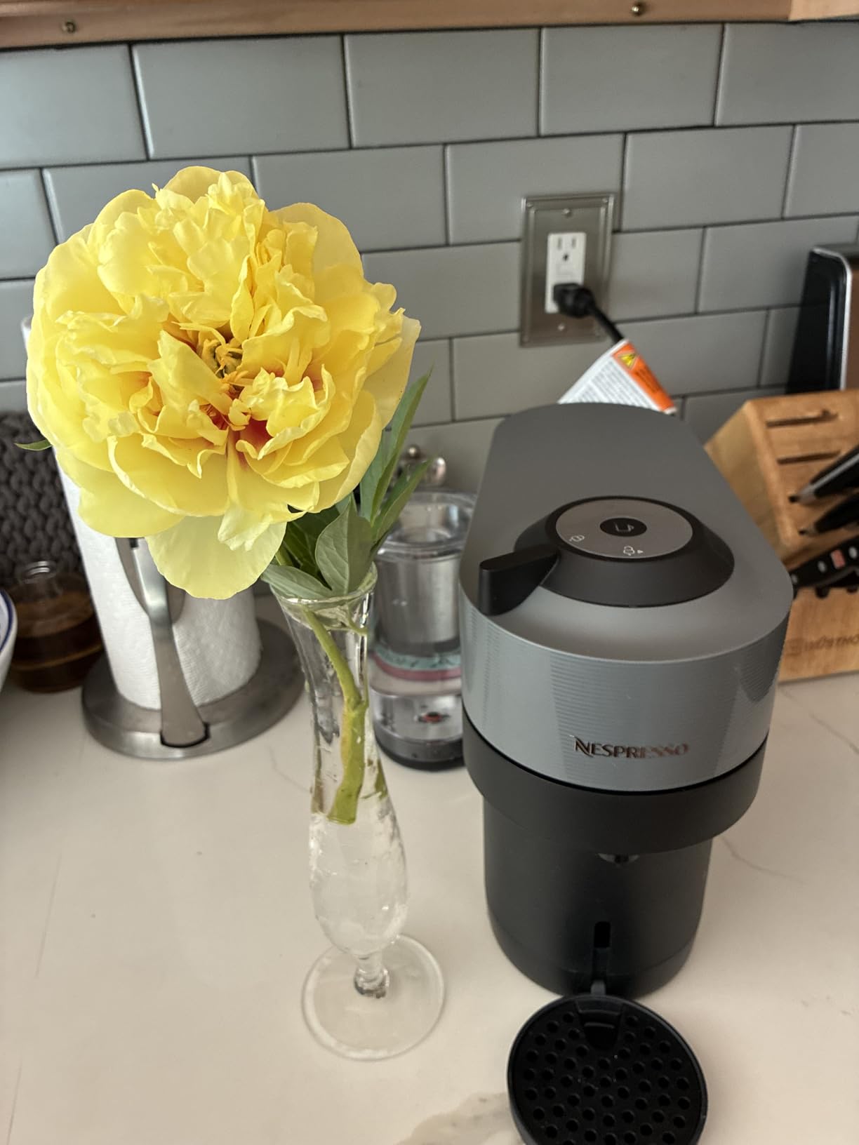 Vertuo Pop+ Coffee and Espresso Maker by Breville, Coconut White customer photo 1
