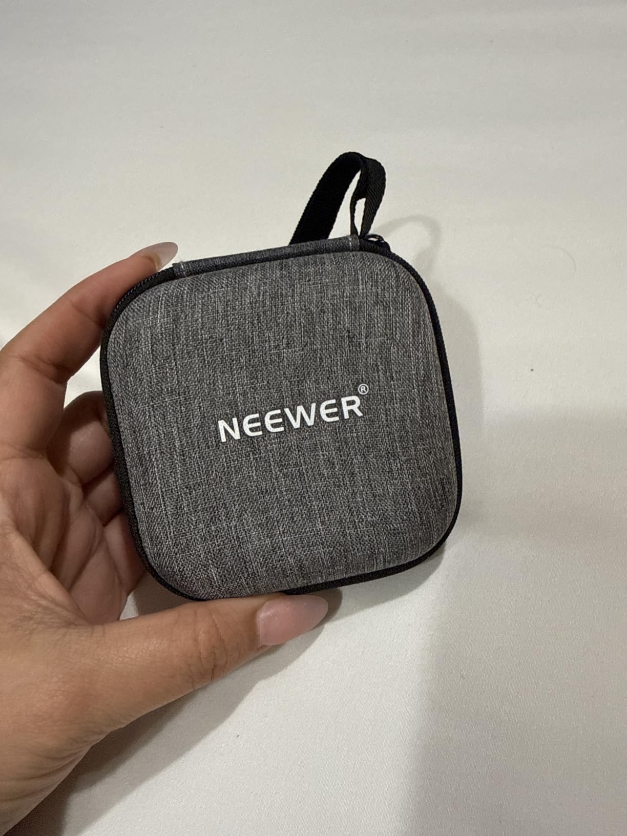 NEEWER 77mm UV/CPL/ND Lens Filter Kit with Hard Shell Storage Case, Multicoated Optical Glass & Aluminum Alloy Frame, UV + Circular Polarizer (CPL) + Neutral Density (ND4) Filter for 77mm Camera Lens customer photo 2