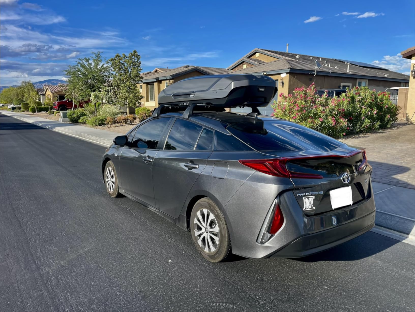 Thule Motion 3 Rooftop Box customer photo 2