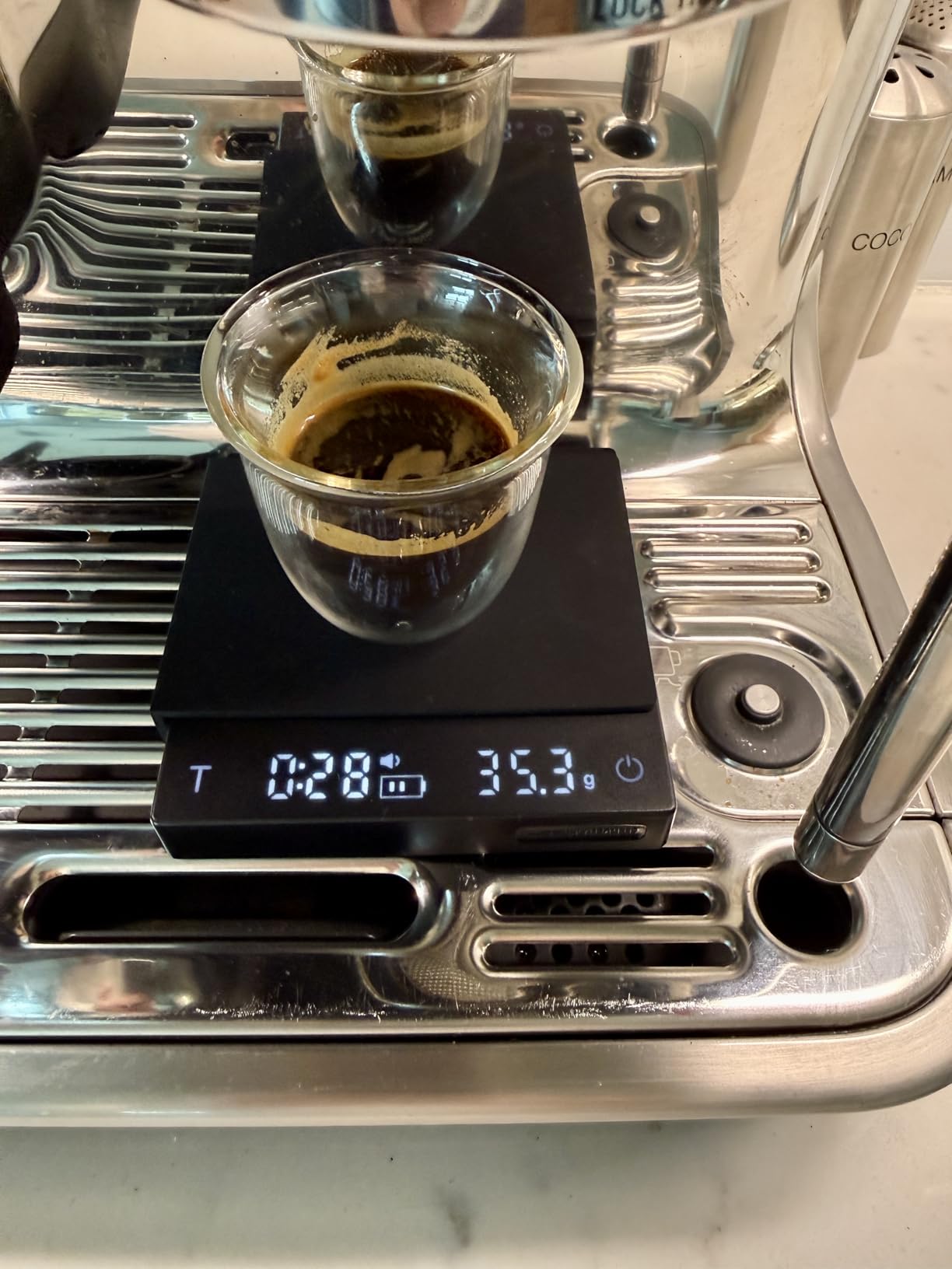 MHW-3BOMBER Mini Coffee Scale with Timer,Rechargeable Espresso Scale with Gravity Sensing,2kg/0.1g Precision Scale for Espresso&Pour-Over Coffee,Portable Digital Kitchen Scale,Black ES6029B-OS customer photo 2