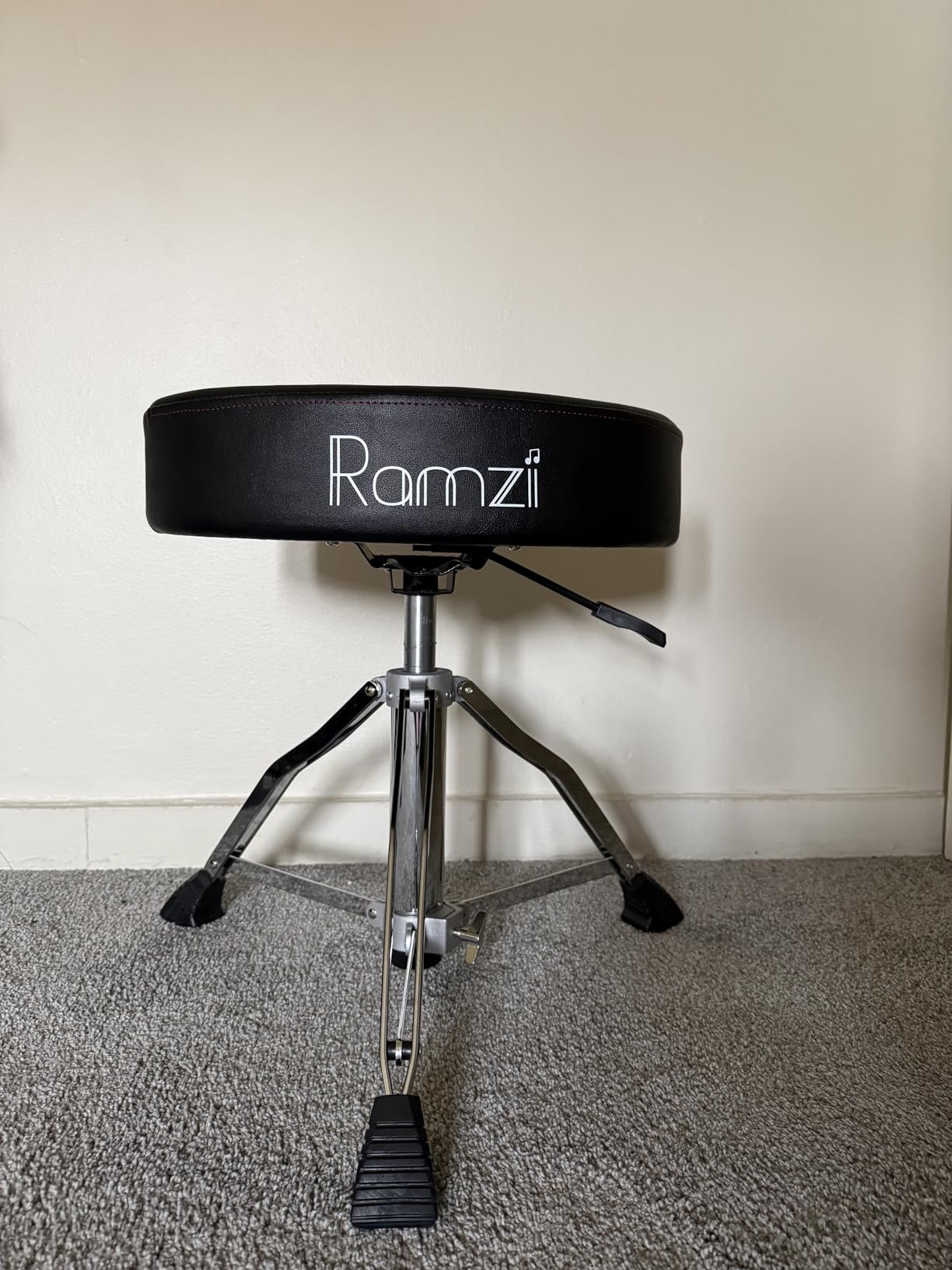 Ramzi Drum Throne, Airlift Heavy Duty Drum Thrones Seat, Adjustable Stool Drum Motorcycle Style Drum Throne customer photo 1