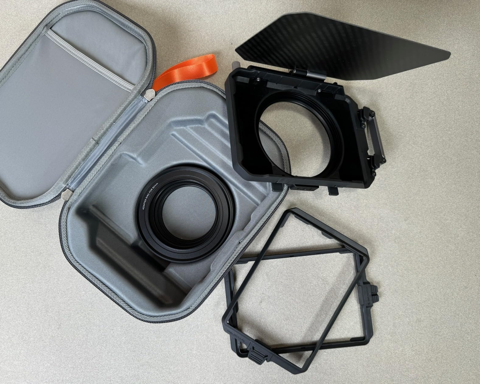 K&F CONCEPT Mini Matte Box, DSLR Mattebox with Carbon Fiber Top Flag Square Filters Trays, for 67/72/77/82/95mm Lenses, for 4x5.65 Square ND UV Filter/Circular Filter customer photo 2