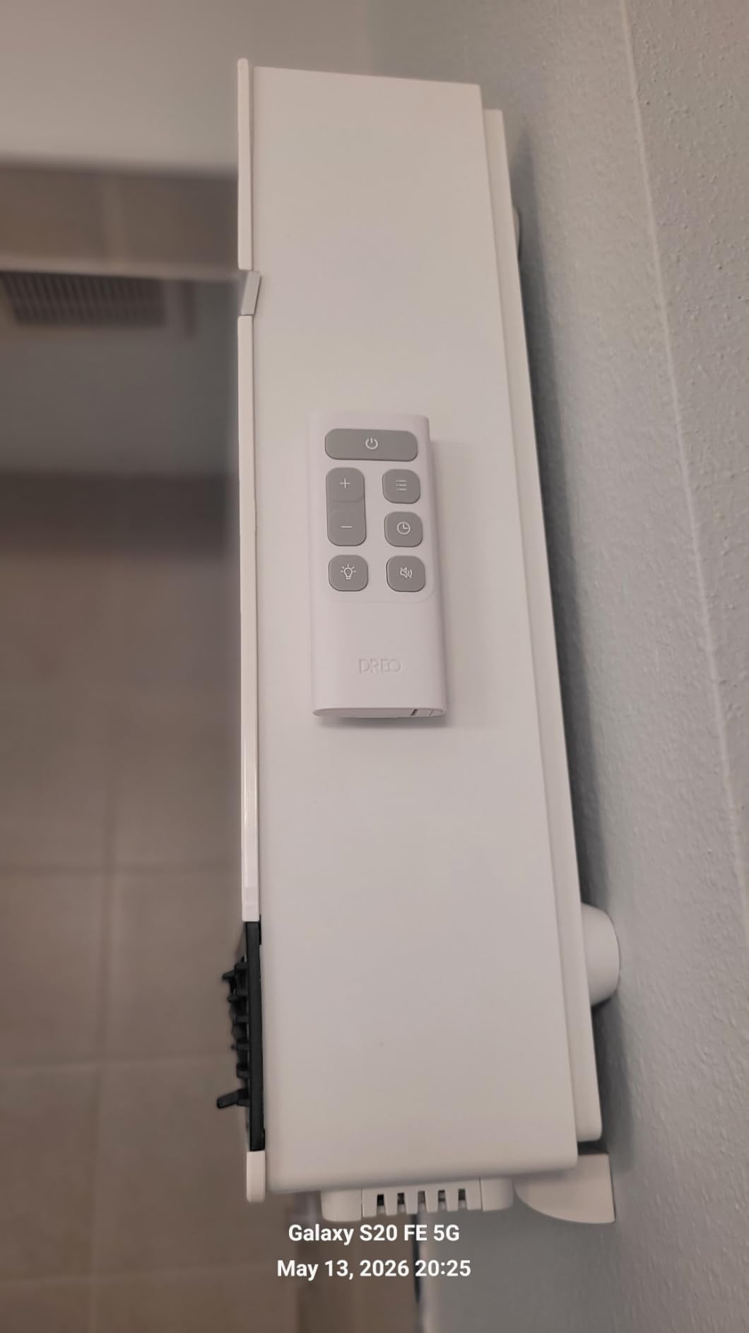 DREO Smart Wall Heater, IP24 Electric PTC Space Heaters for Indoor Use, 30° Oscillation, Adjustable Thermostat, Remote Control, Works with Alexa, 24H Timer, Easy-mounted for Office, Bedroom, Home customer photo 1