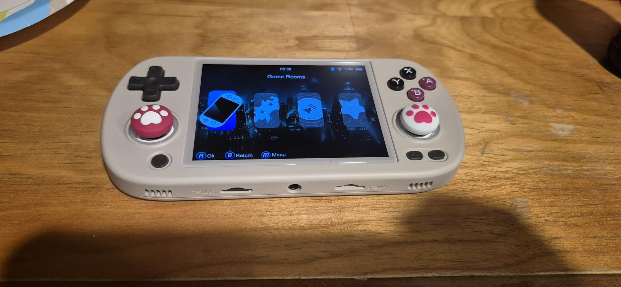 RG40XX H Handheld Game Console RG40XXH Retro Gaming Console 4.0'' IPS Screen with 64G TF Card Pre-Installed Games Linux System Supports 5G WiFi Bluetooth HDMI and TV Output New Emulator RG40XX Black customer photo 2