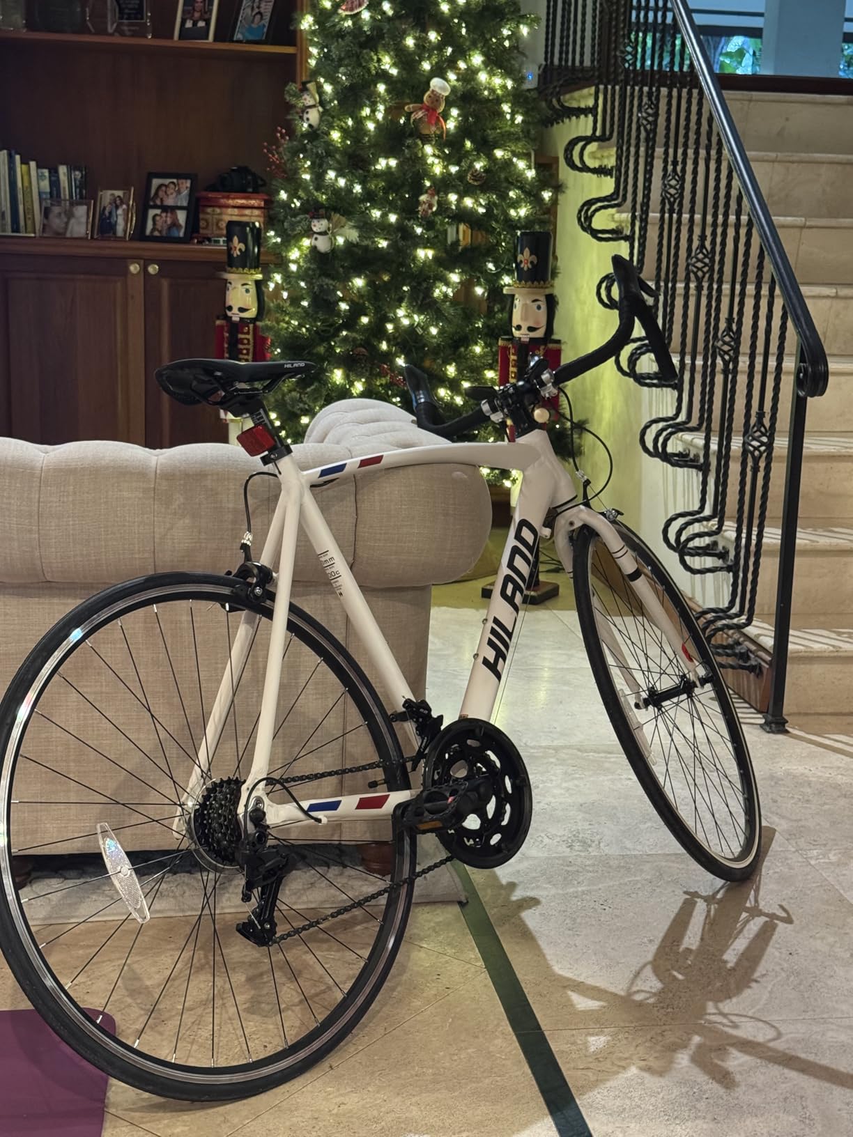 HILAND 700C Road Bike, 14 Speeds Sport Bike, Light Weight Aluminum Frame, Racing Bike for Men Women Adult Bicycle customer photo 2