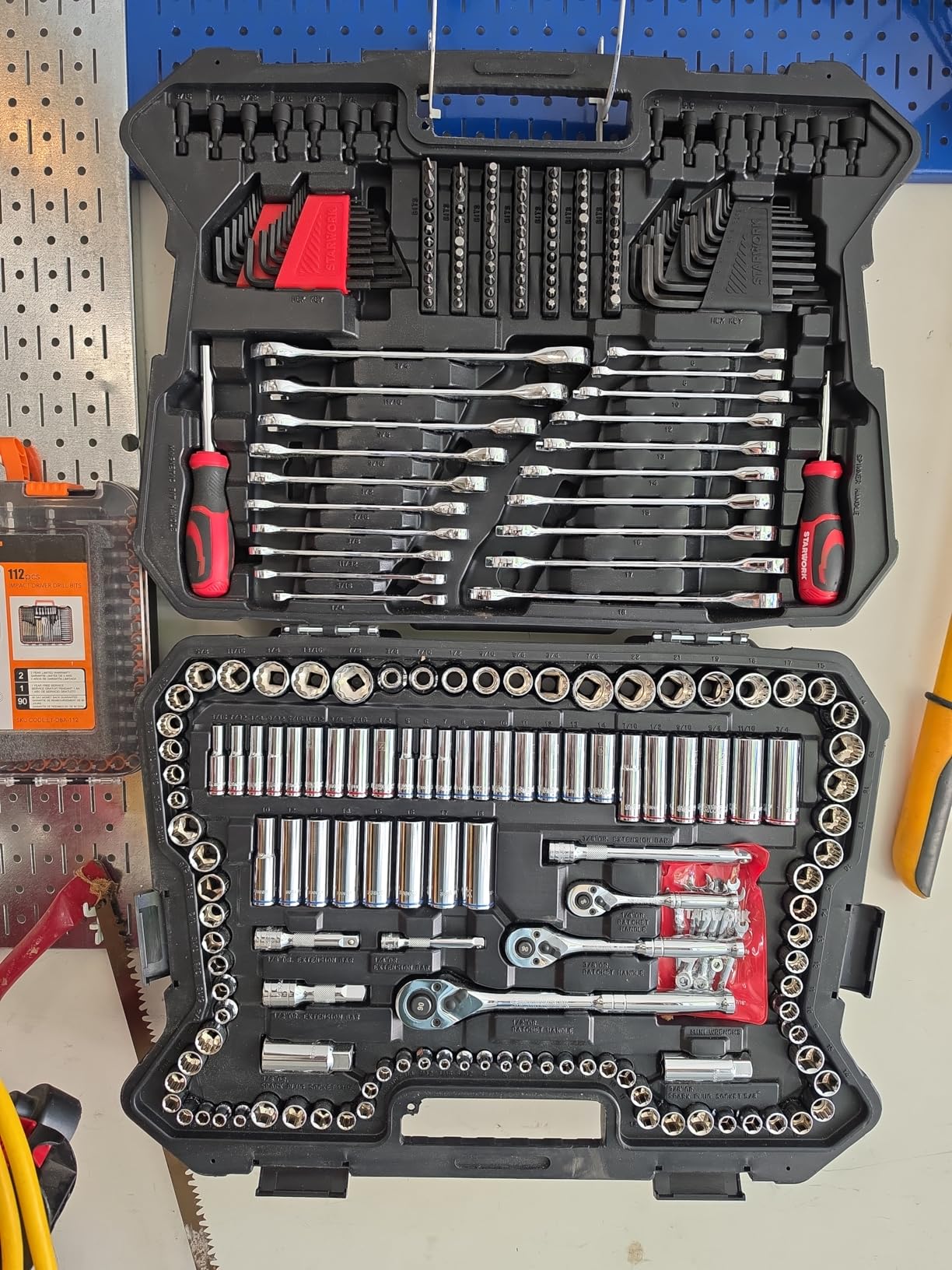 DEWALT TRUE MECHANIC 314-Piece Mechanics Tool Set and Socket Set, Professional Metric Set customer photo 1