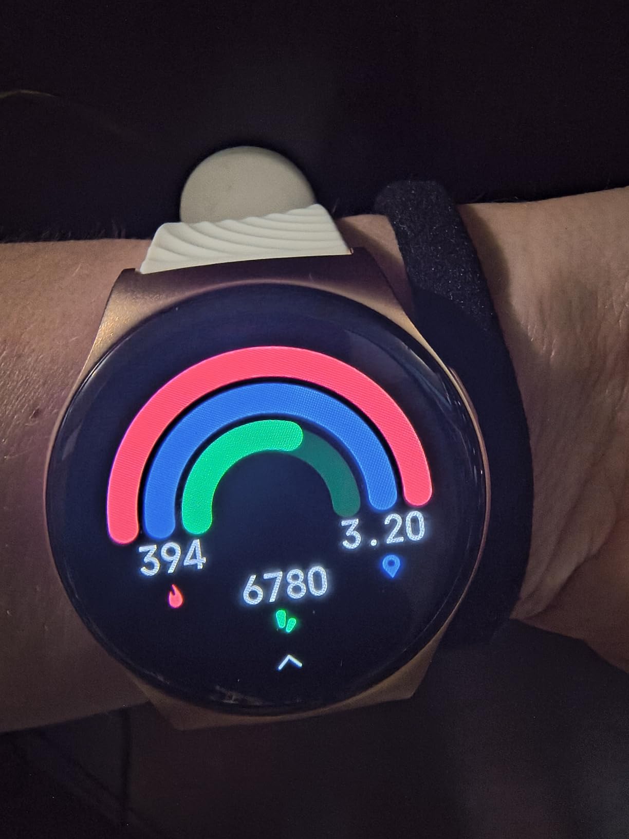 Motorola Moto Watch 120 - Premium Bluetooth Smartwatch with AMOLED Display, 10-Day Battery, Heart Rate & SpO2 Tracking, Fitness & Health Monitoring, Compatible with Android and iPhone - Rose Gold customer photo 2