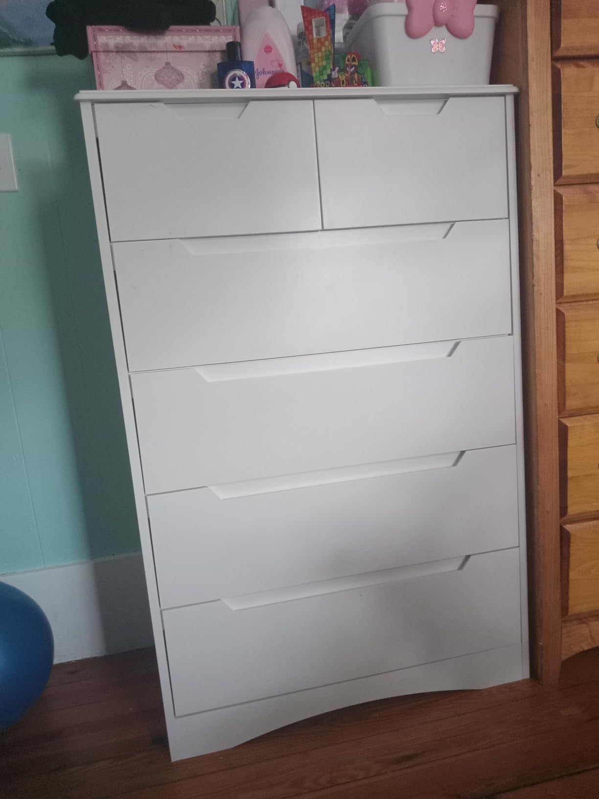 Gizoon 6 Drawer Dresser, Chest of Drawers with Large Storage, White Dressers for Bedroom, Tall Dresser and Organizer with Anti-Tripping, Wooden Cabinet for Office, Living Room, Entryway customer photo 2