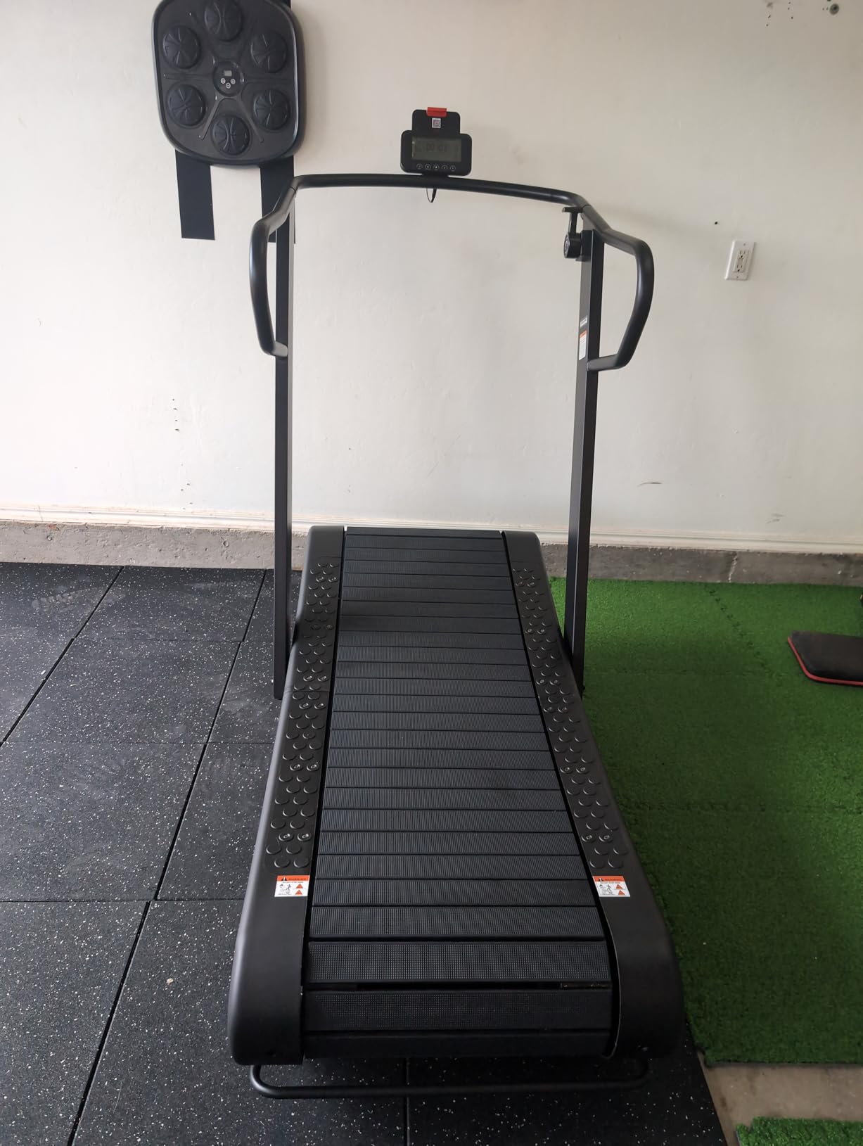 Sunny Health & Fitness Smart Curved Manual Treadmill, Non-Motorized Self-Powered Running Machine, Heavy-Duty Commercial-Grade Endurance Training with 8-Level Magnetic Assistance, Adjustable Handlebar customer photo 2