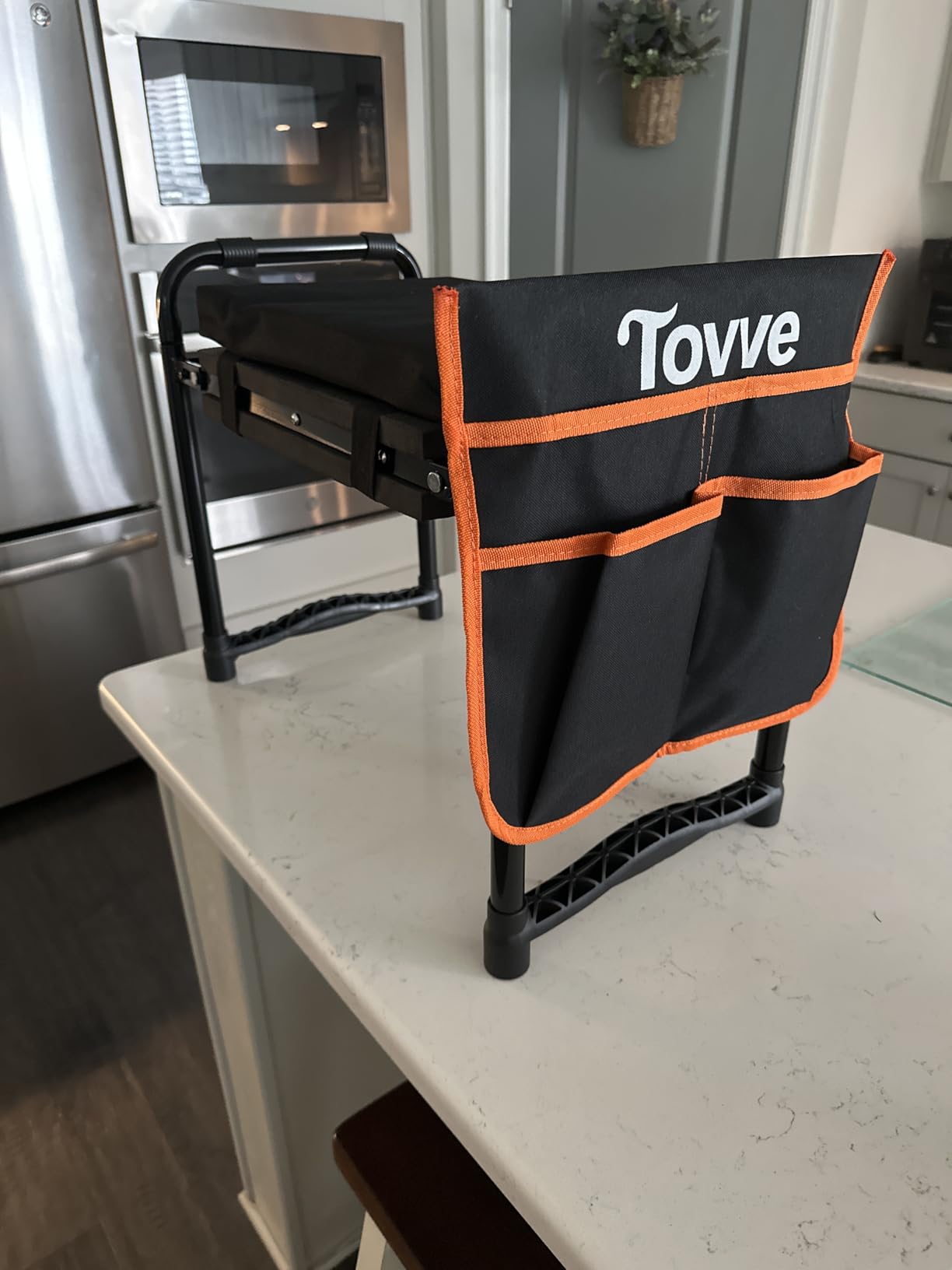 Tovve Foldable Garden Kneeler and Seat, Heavy Duty Garden Stool with 10