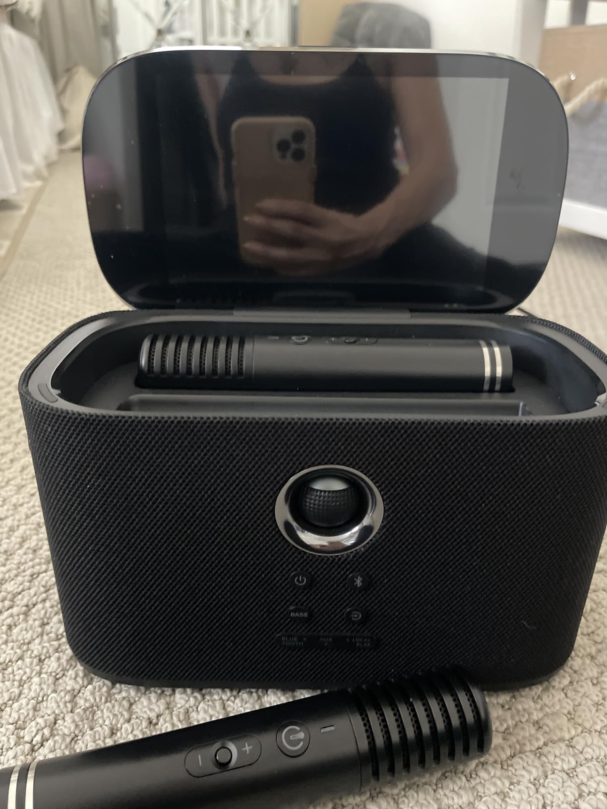 Ikarao Portable Karaoke Machine for Adults, Built-in Lyrics Display and Screen, 2 Self-Charging Wireless Microphones, Karaoke App, 140W Speaker, Connects to TV for Home Party Birthday Outdoor Camping customer photo 1