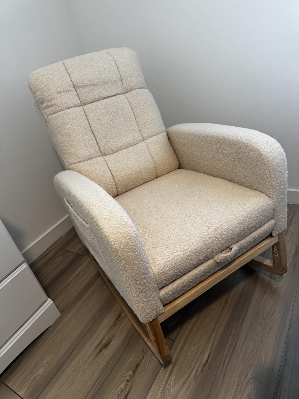NIOIIKIT Modern Nursery Rocking Chair, Teddy Upholstered Rocking Chair with Footrest, Comfortable Rocker Recliner with Side Pocket, Rocker Glider for Living Room, Bedroom, Nursing Room (Apricot) customer photo 1