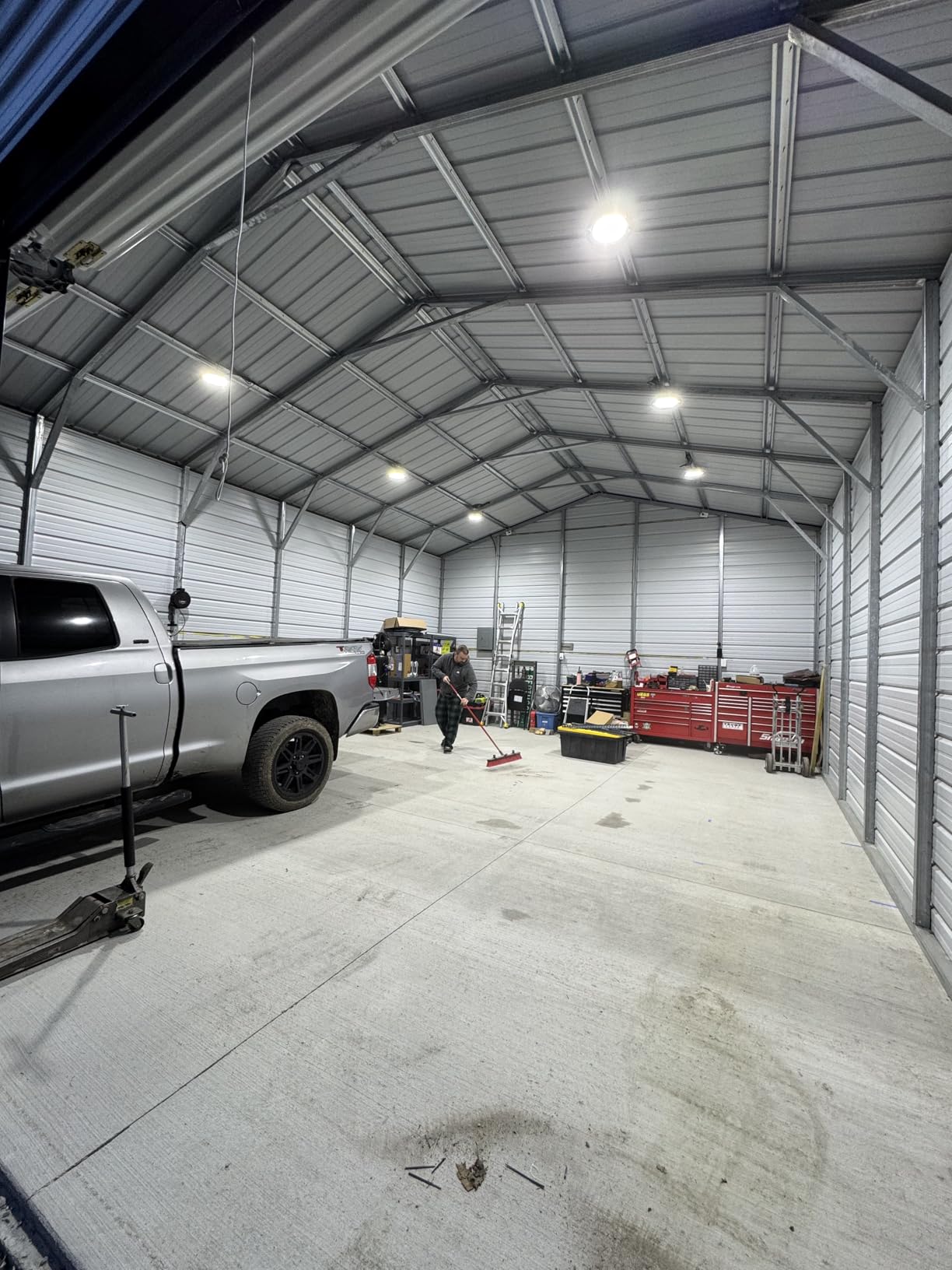 HYPERLITE UFO LED High Bay Light: 150W 19500LM High Bay LED Shop Lights with 6ft Plug - 5000K IP65 LED Warehouse Lights for Workshop Stadium Garage Lighting 6-Pack customer photo 2