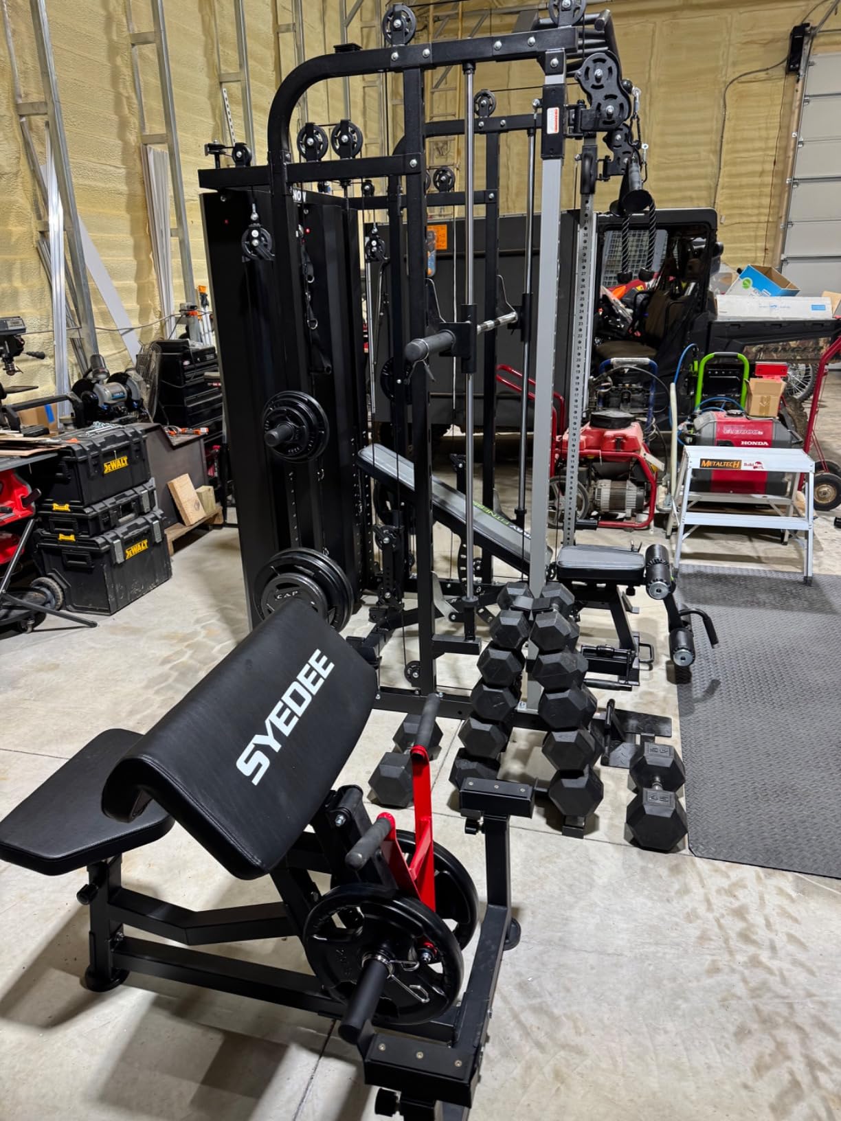 Mikolo Preacher Curl Bench, Plate Loaded Bicep Curl Machine, Bicep Workout Equipment, 2 in 1 Arm Training Machine for Home Gym customer photo 1