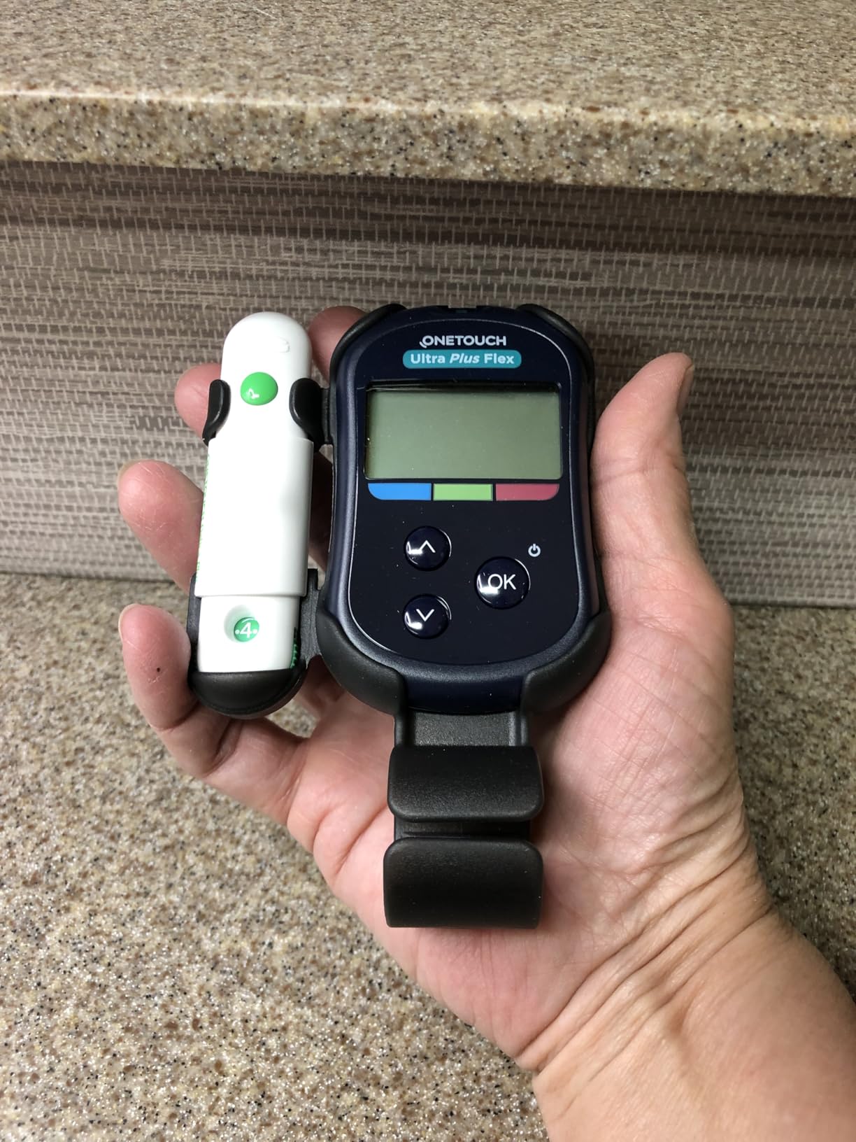 OneTouch Ultra Plus Flex Bonus Kit - Includes Ultra Plus Flex Blood Glucose Meter, 10 Lancets, Lancing Device & Carrying Pouch - Diabetes Care Supplies customer photo 2