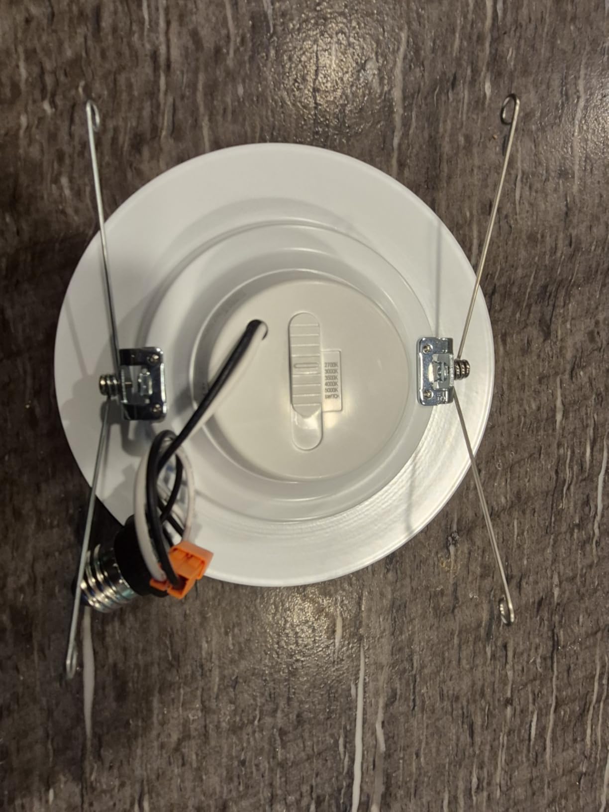 Feit Electric LED Recessed Light Retrofit Kit - 5/6 in Dimmable with Baffle Trim, 75W Equivalent, Adjustable White 2700K-5000K, 90+ CRI, for Living, Bathroom, Dining & Kitchen Room customer photo 2