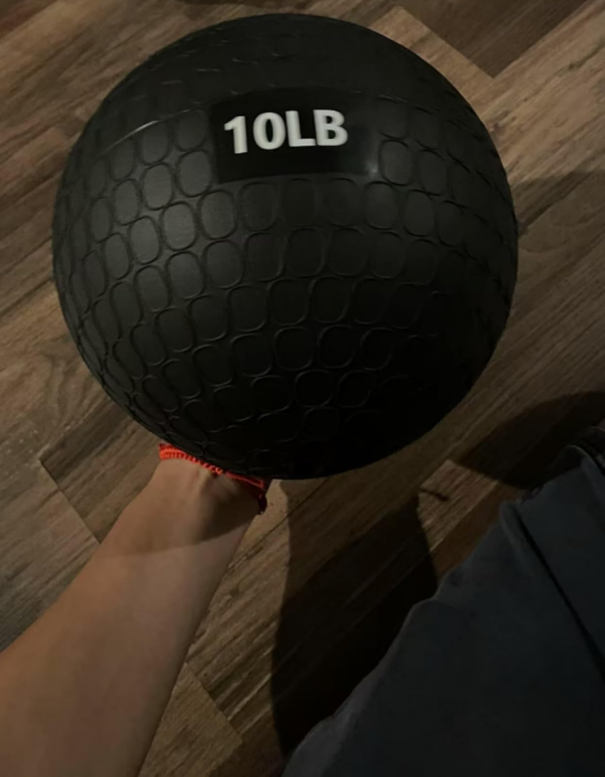 Amazon Basics Slam Medicine Balls for Exercise customer photo 2