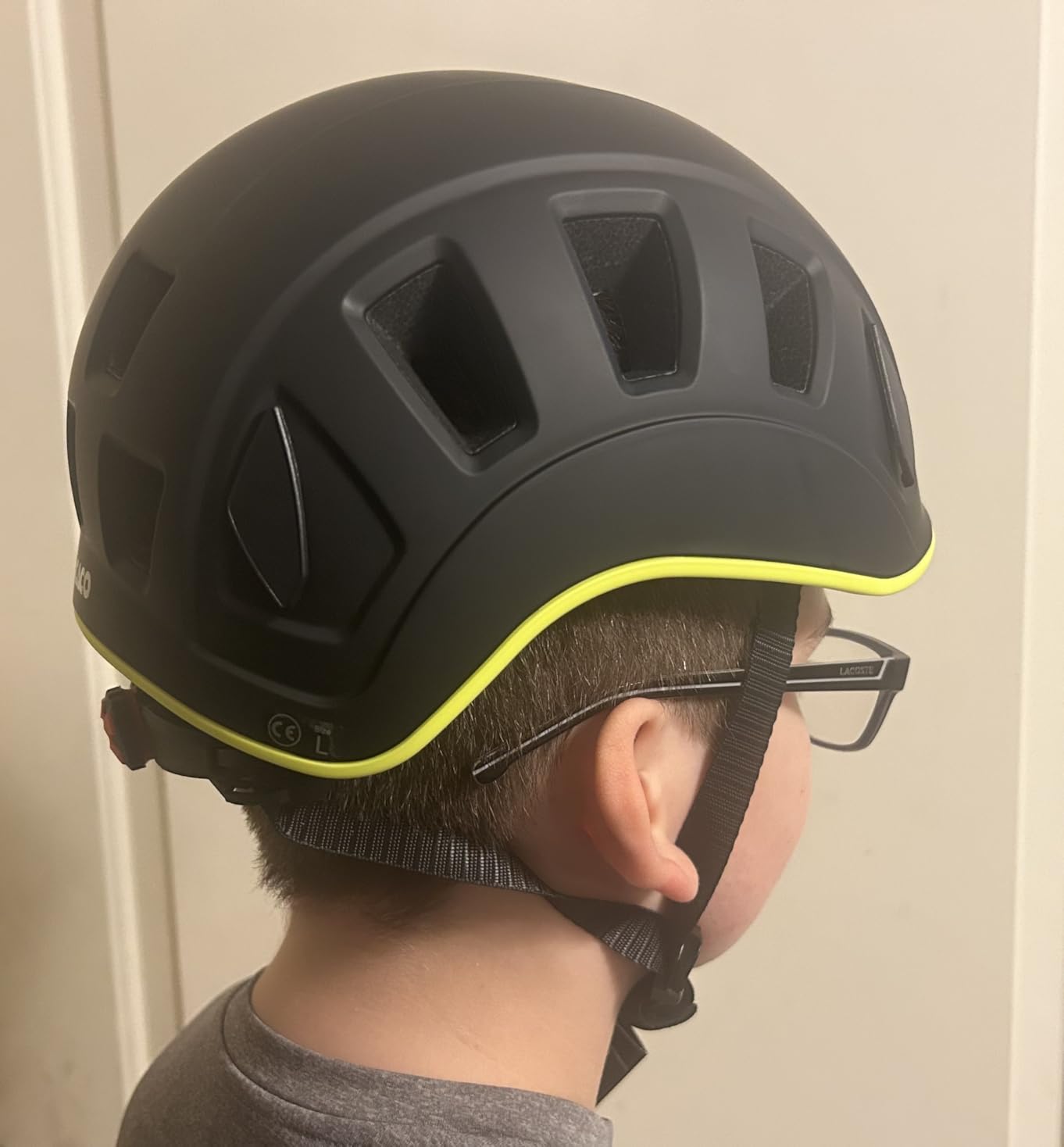 NewDoar Climbing Helmet EN 12492 Certified Half Dome Helmet Ultralight Design with 11 Ventilation Ports & Headlamp Clips for Rock/Ice Climbing, Caving, Rescue Adjustable 57-62cm (Men/Women) customer photo 2