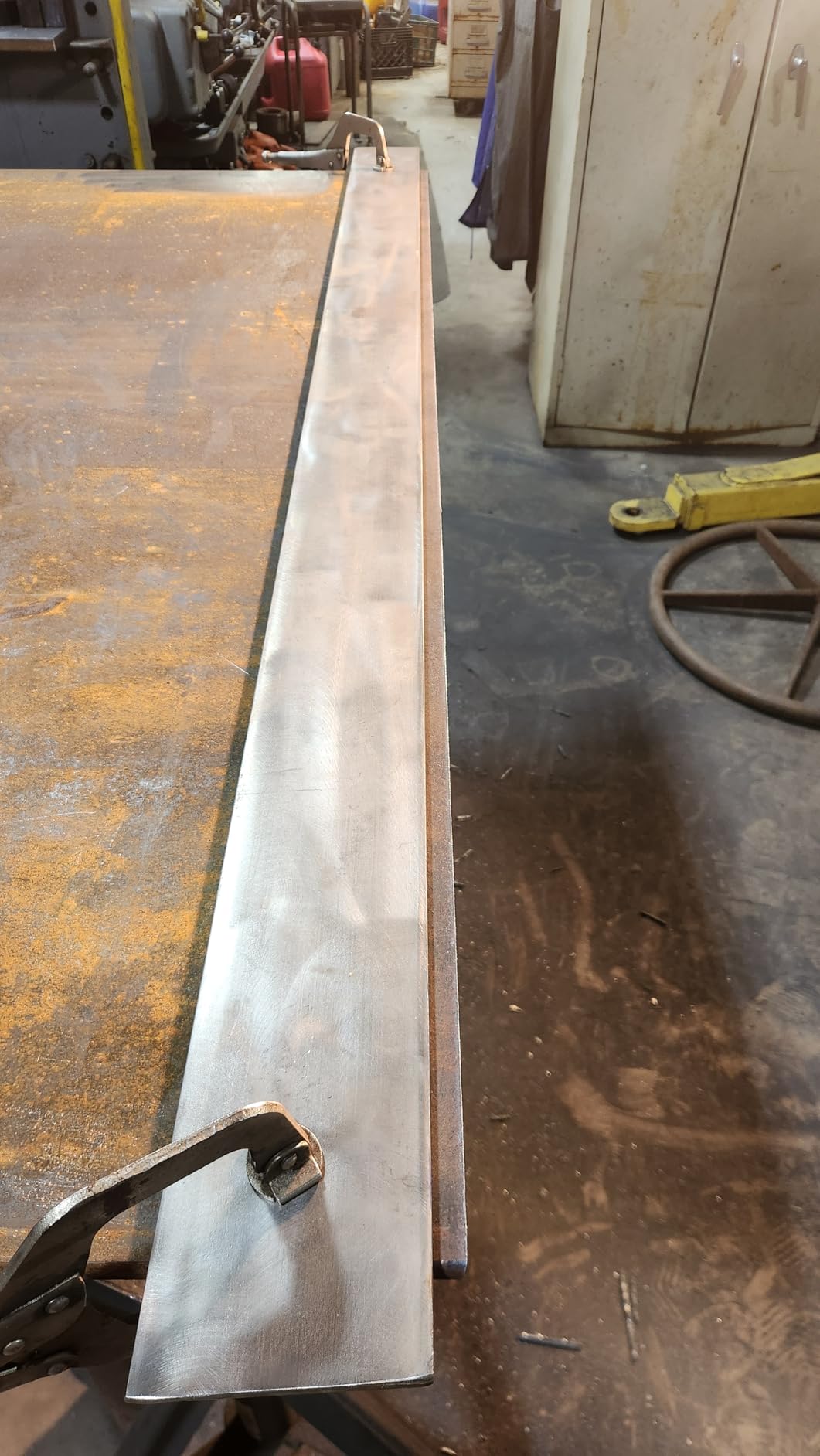 SILATU Plasma Cutter, 85Amps Non-HF Blowback Pilot Arc CNC Plasma Cutter Machine, 110/220V Dual Voltage Air Sensor Technology Large LED Display, 1'' Clean Cut 7/5'' Max Cut, PT/2T/4T for Beginners DIY customer photo 2